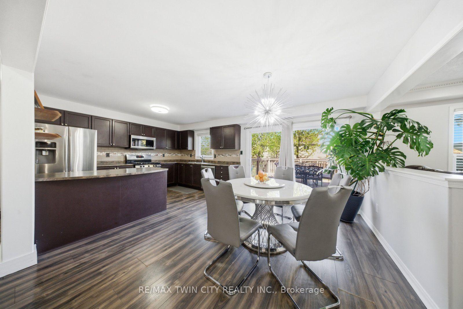 Photo 11 of Unit #Upper, 20 Webb Avenue, Brantford, Empire — HOMEH