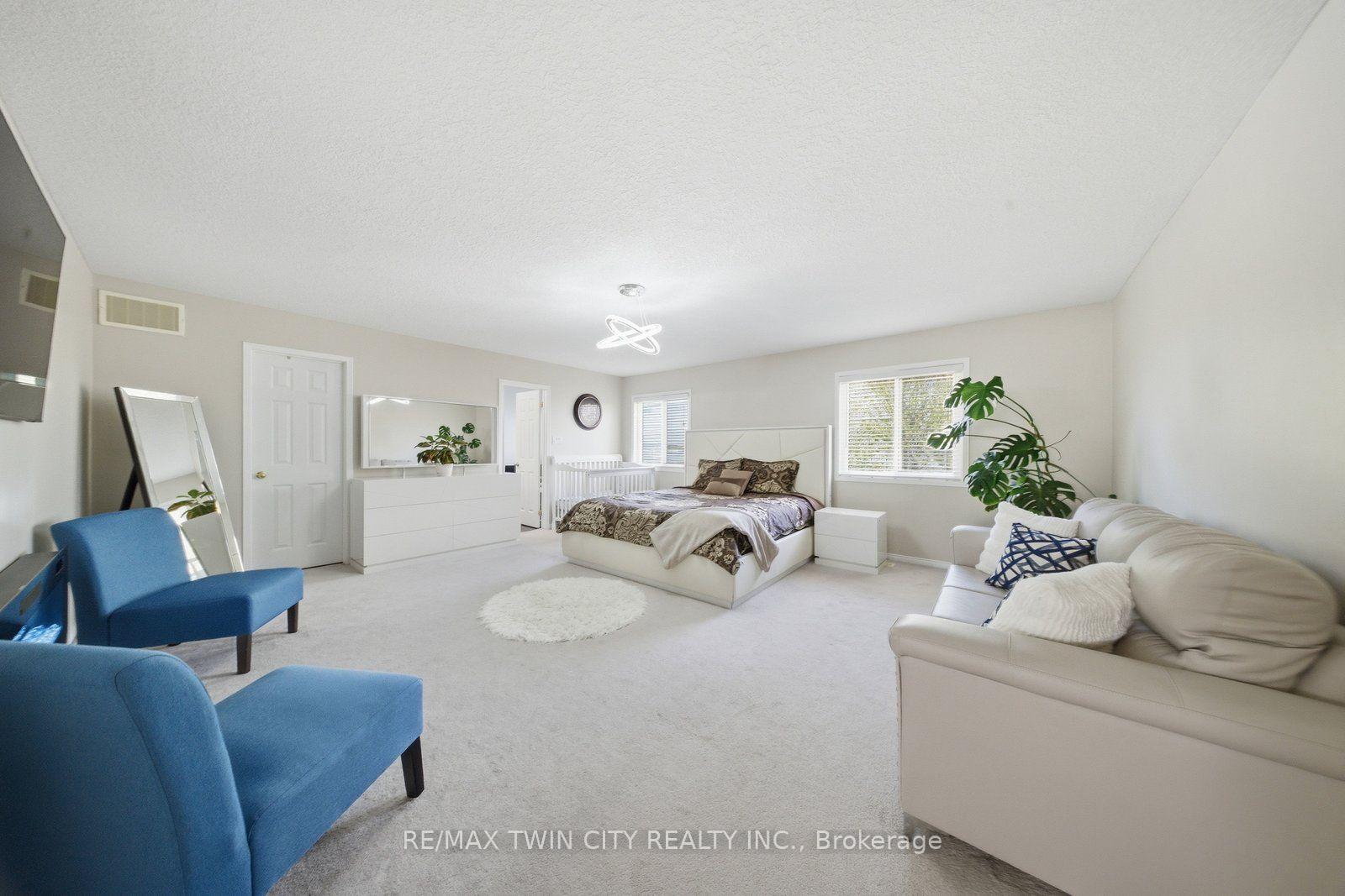 Photo 24 of Unit #Upper, 20 Webb Avenue, Brantford, Empire — HOMEH