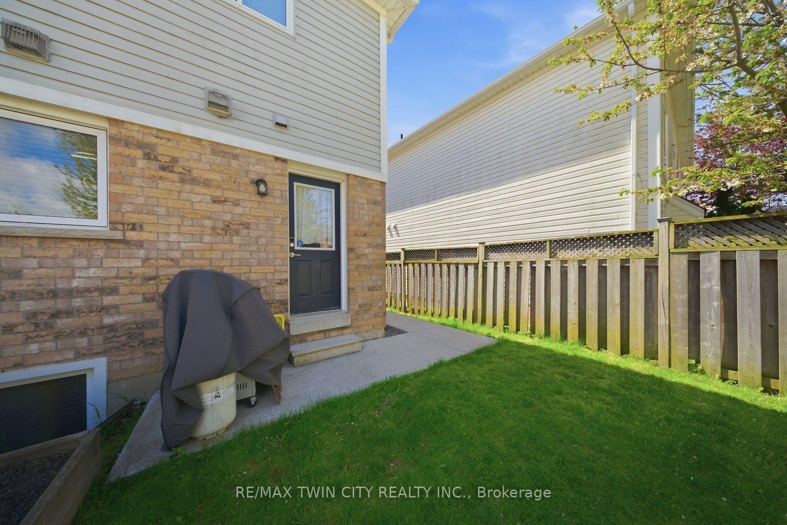 Photo 26 of Unit #Upper, 20 Webb Avenue, Brantford, Empire — HOMEH