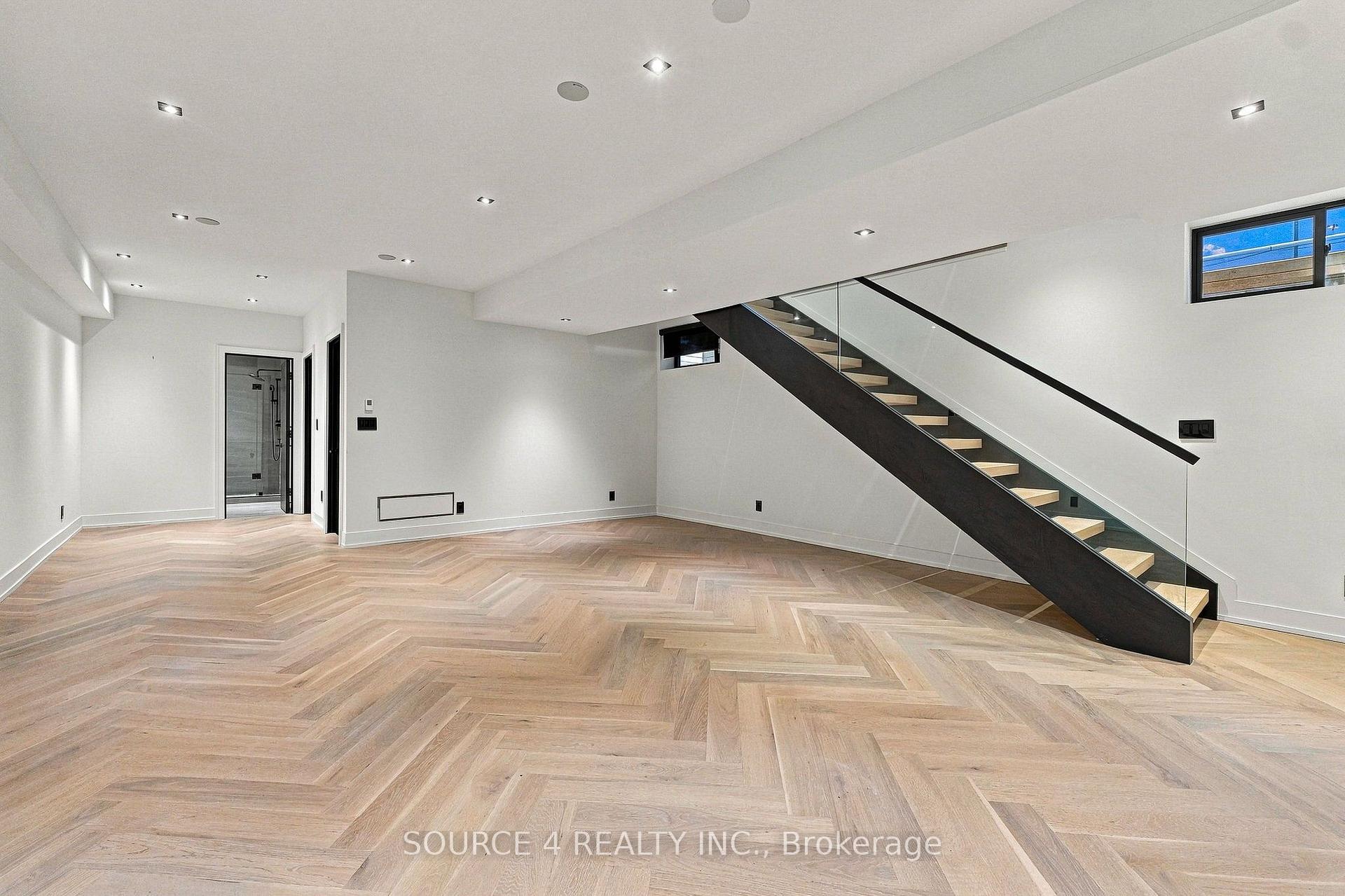 Photo 37 of 20B Broadview Avenue, Mississauga, Port Credit — HOMEH