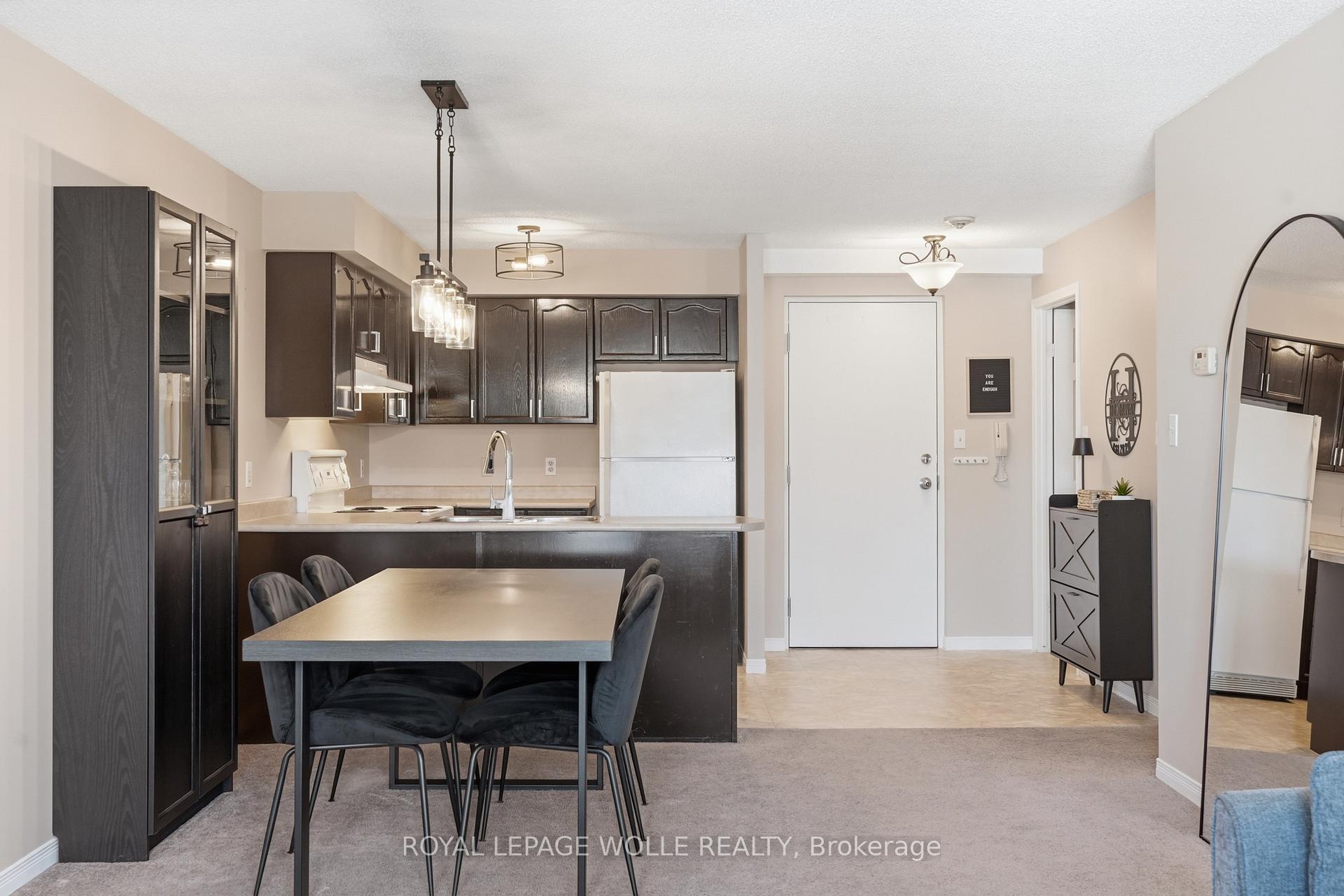 Photo 6 of Unit 304, 107 Bond Street, Orillia — HOMEH