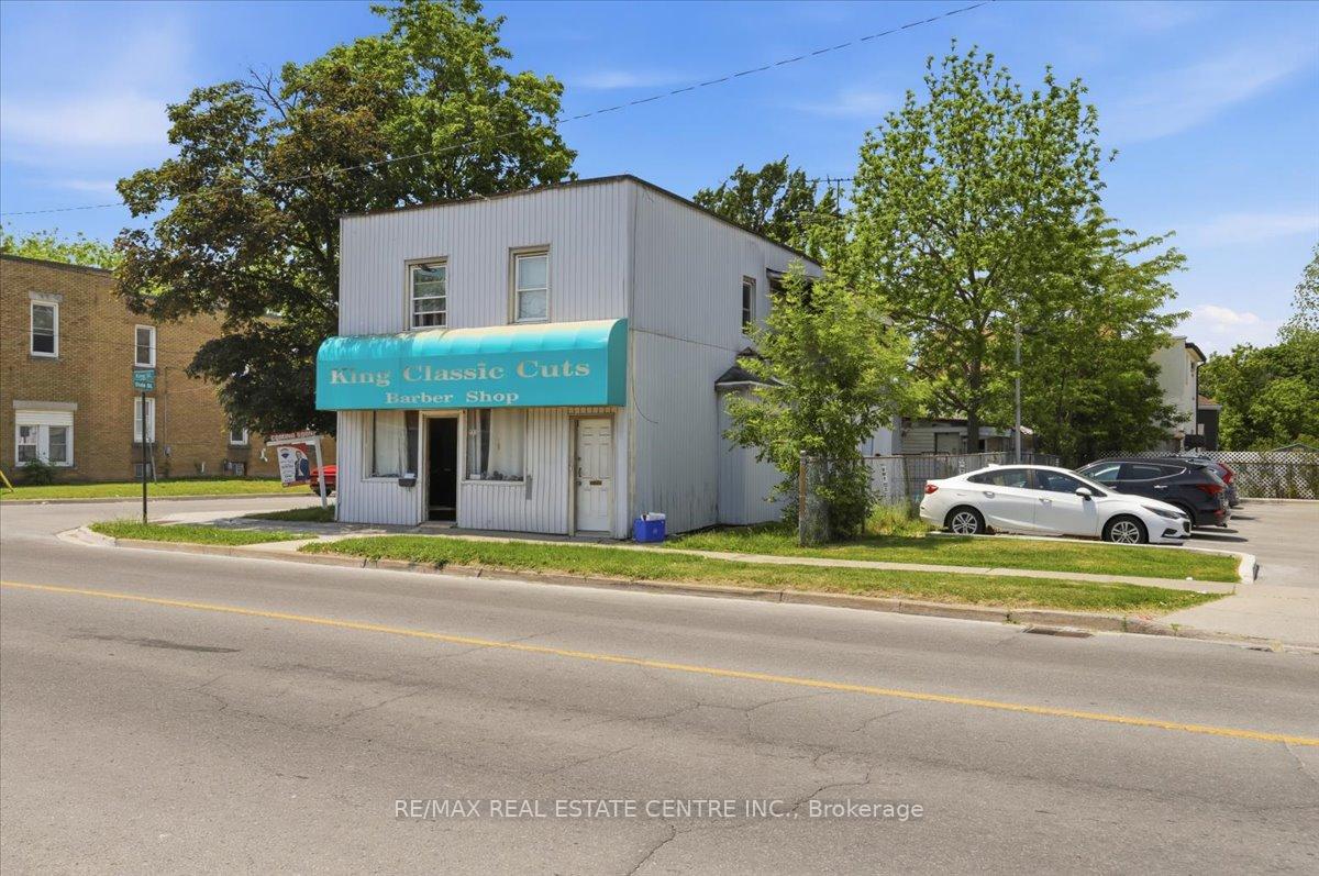 Photo 2 of 233 King Street, Welland, Welland Downtown — HOMEH