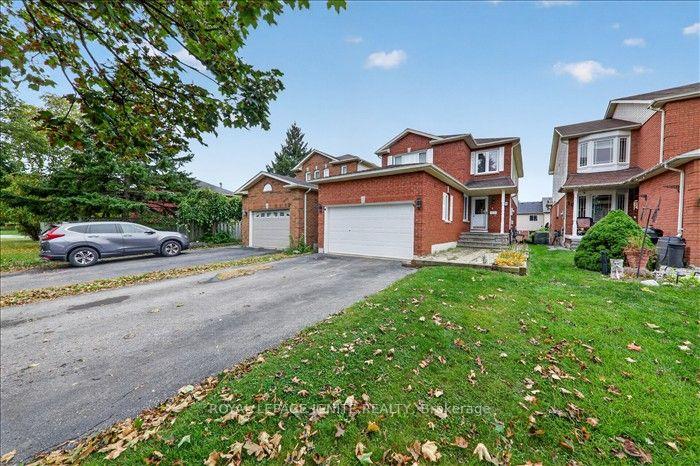 Photo 4 of 8 Vail Meadows Crescent, Clarington, Bowmanville — HOMEH