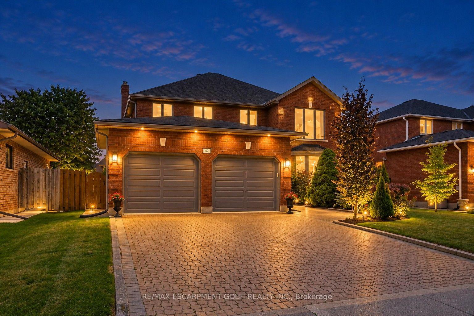 Photo of 42 Fox Run