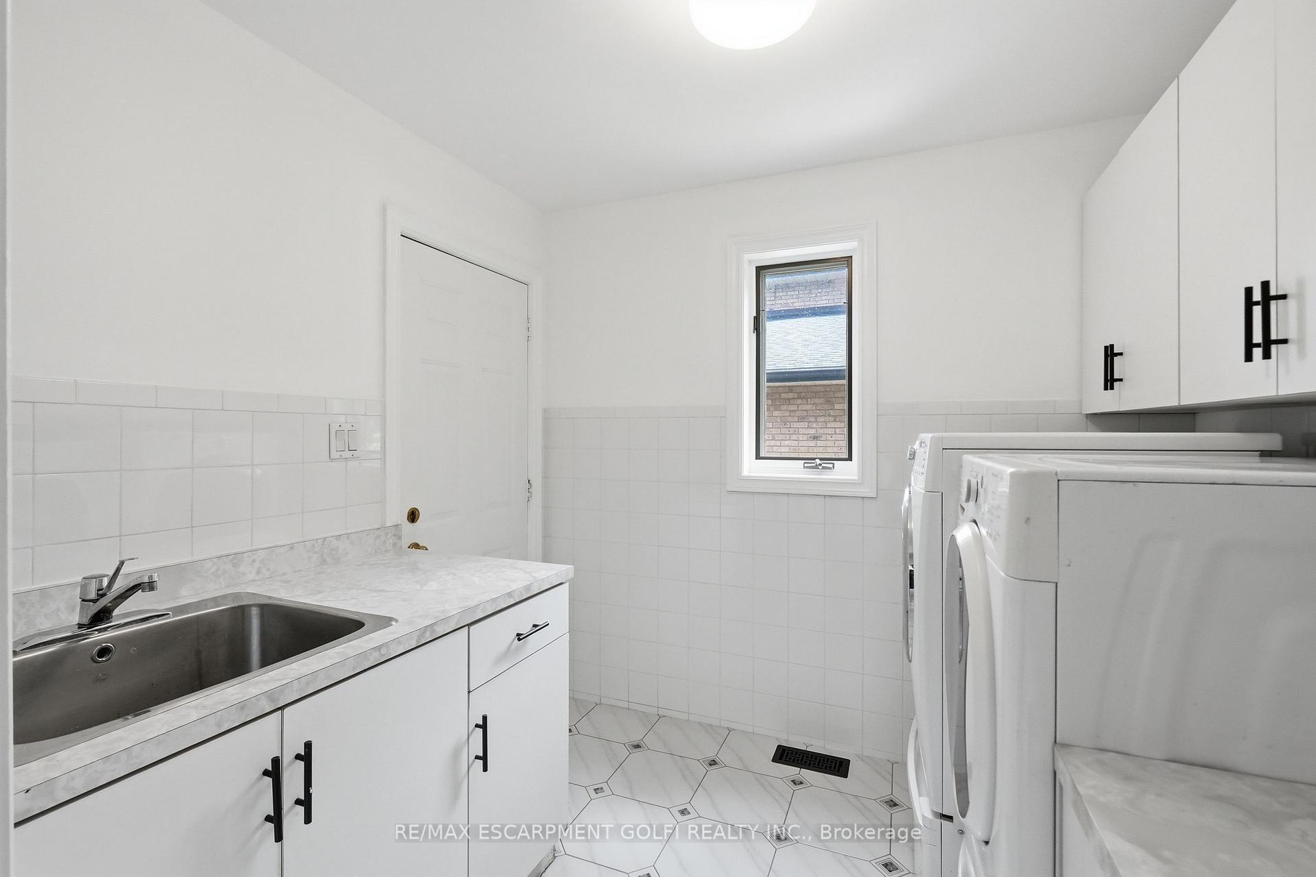 Photo 22 of 42 Fox Run, Brantford, Greenbrier — HOMEH