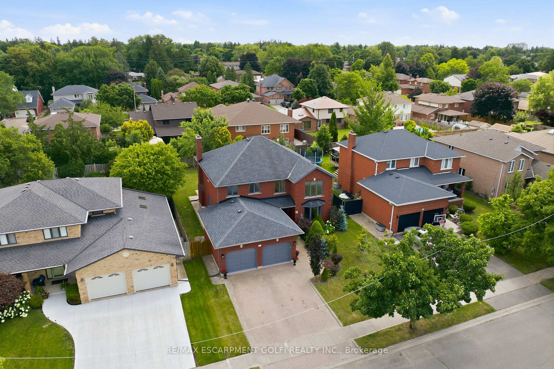 Photo 28 of 42 Fox Run, Brantford, Greenbrier — HOMEH