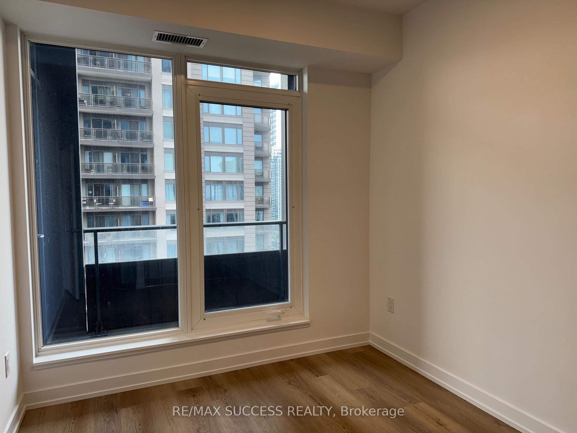 Photo 11 of Unit 1607, 395 Square One Drive, Mississauga, City Centre — HOMEH