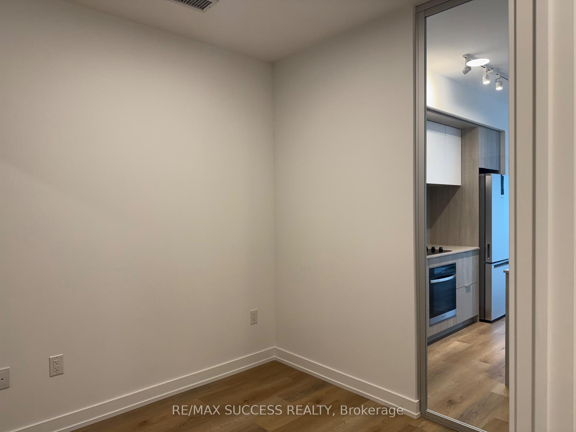 Photo 19 of Unit 1607, 395 Square One Drive, Mississauga, City Centre — HOMEH