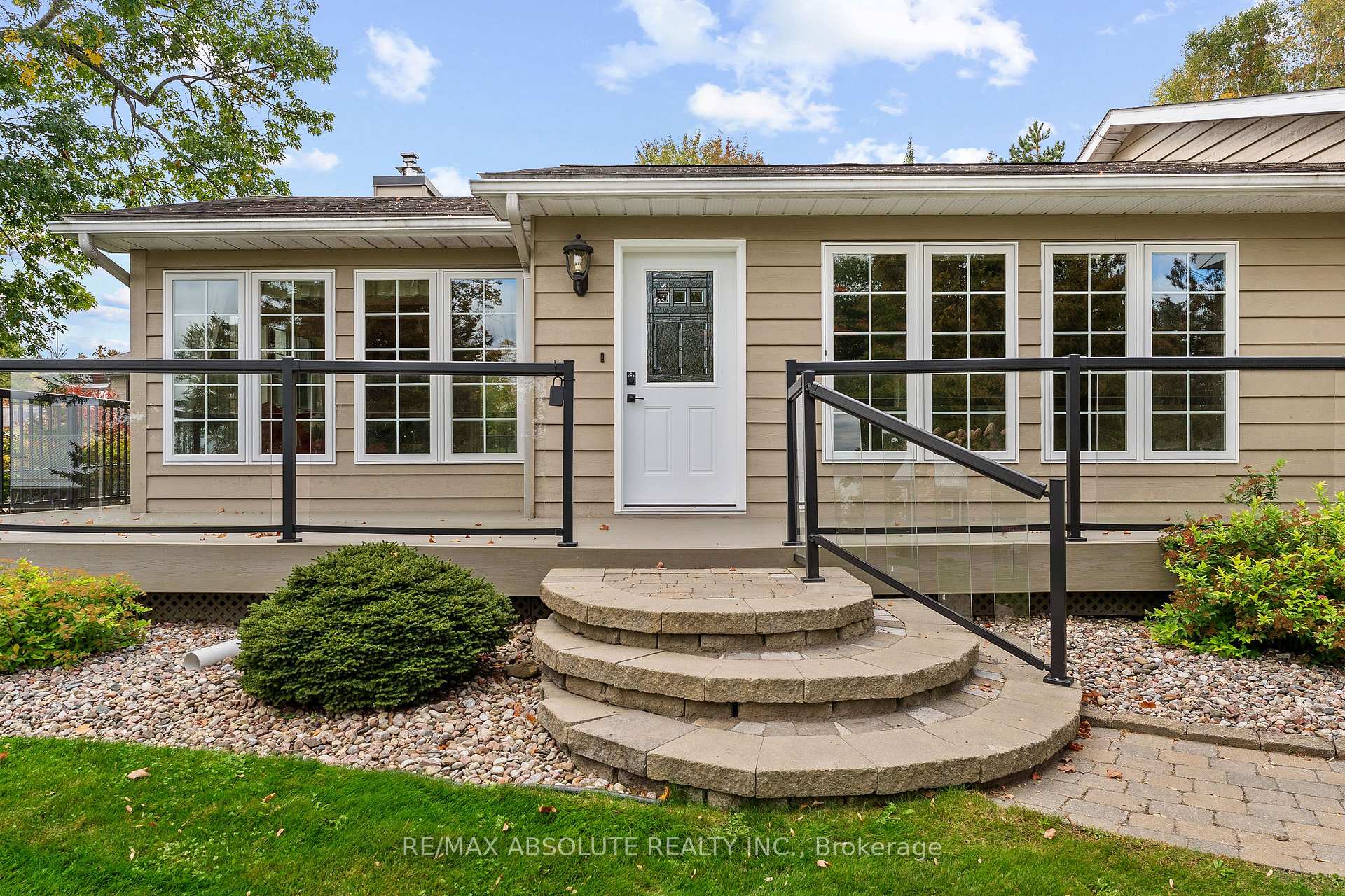 Photo 3 of 71 Toner Road, McNab/Braeside, Mcnab/Braeside Twps — HOMEH