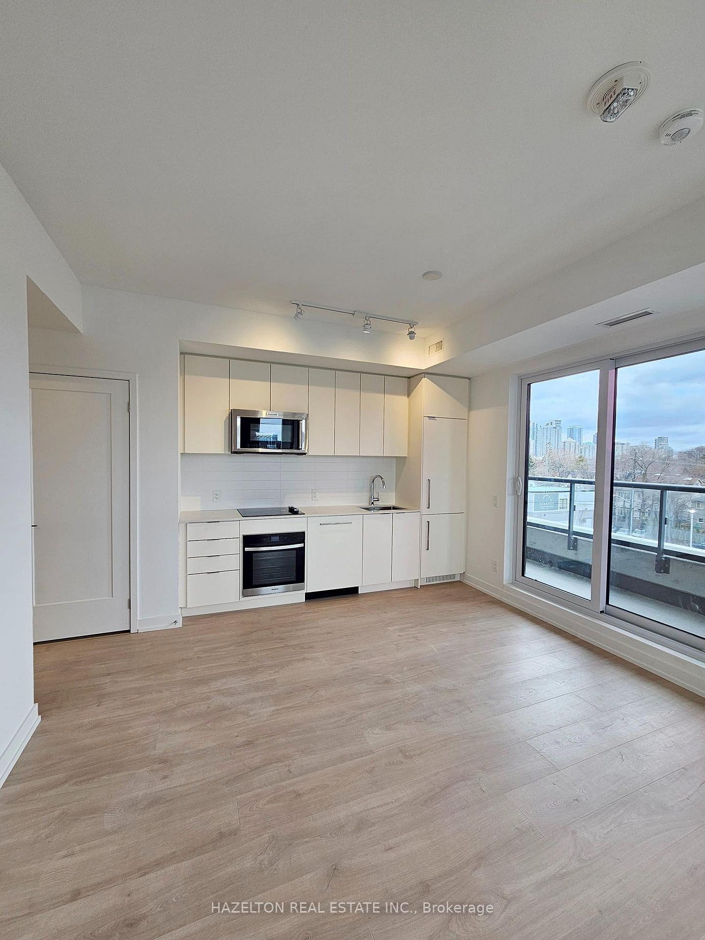 Photo 6 of Unit 406, 181 Sheppard Avenue E, North York, Willowdale East — HOMEH