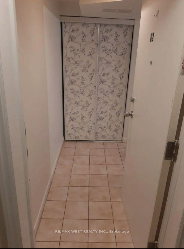 Photo 2 of Unit B2, 34 Penhurst Avenue, Etobicoke, Stonegate-Queensway — HOMEH