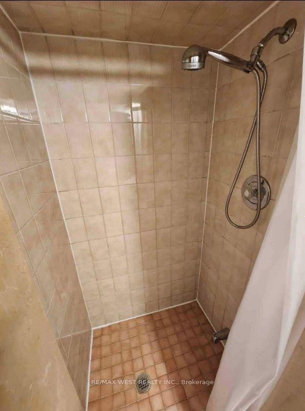 Photo 8 of Unit B2, 34 Penhurst Avenue, Etobicoke, Stonegate-Queensway — HOMEH