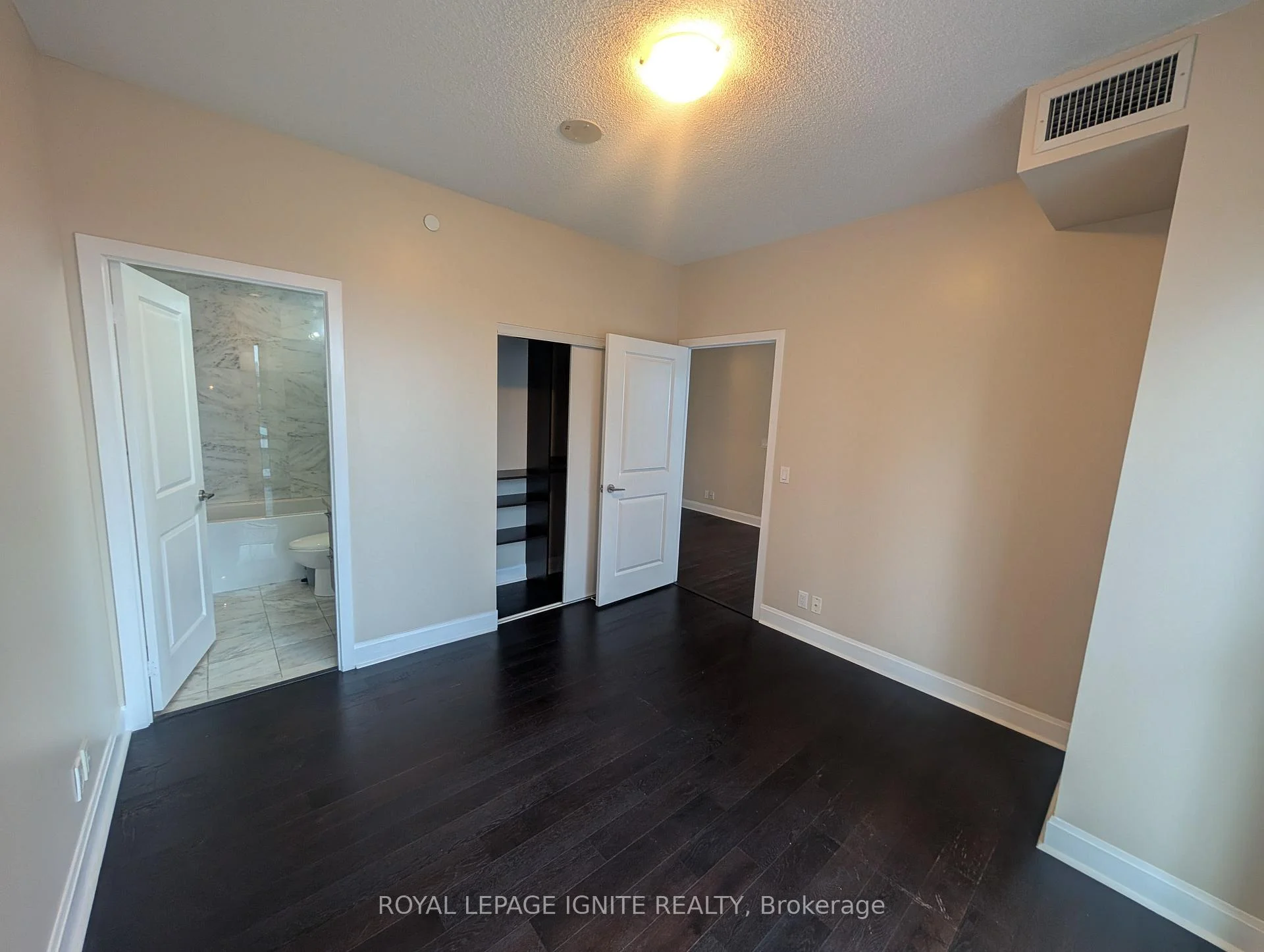 Photo 7 of Unit 710, 33 Shore Breeze Drive, Etobicoke, Mimico — HOMEH