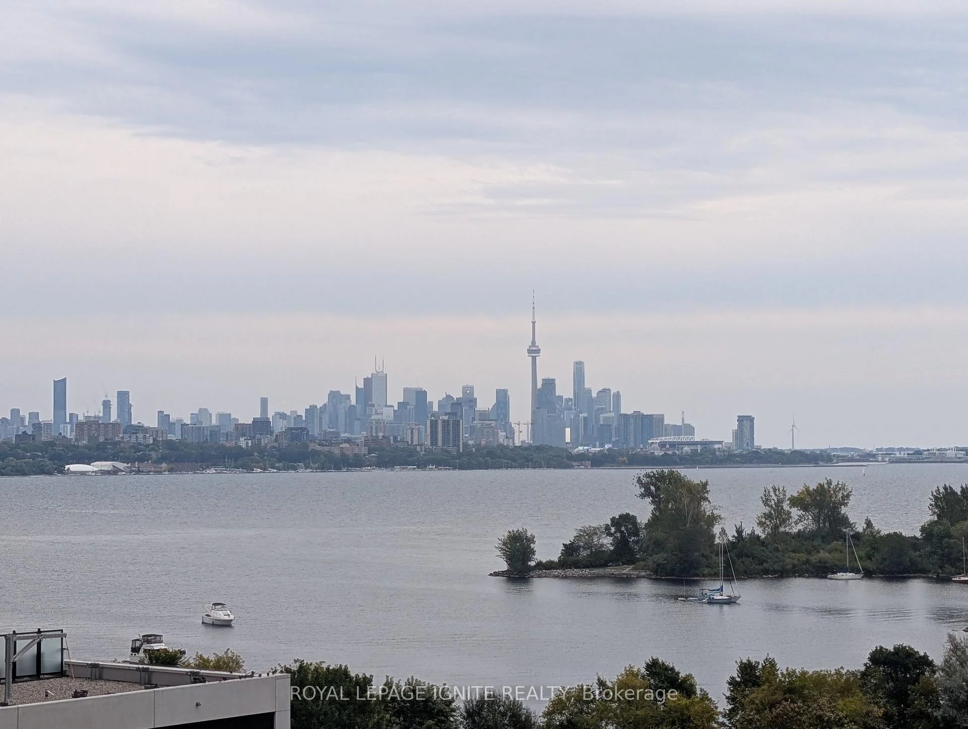 Photo 18 of Unit 710, 33 Shore Breeze Drive, Etobicoke, Mimico — HOMEH