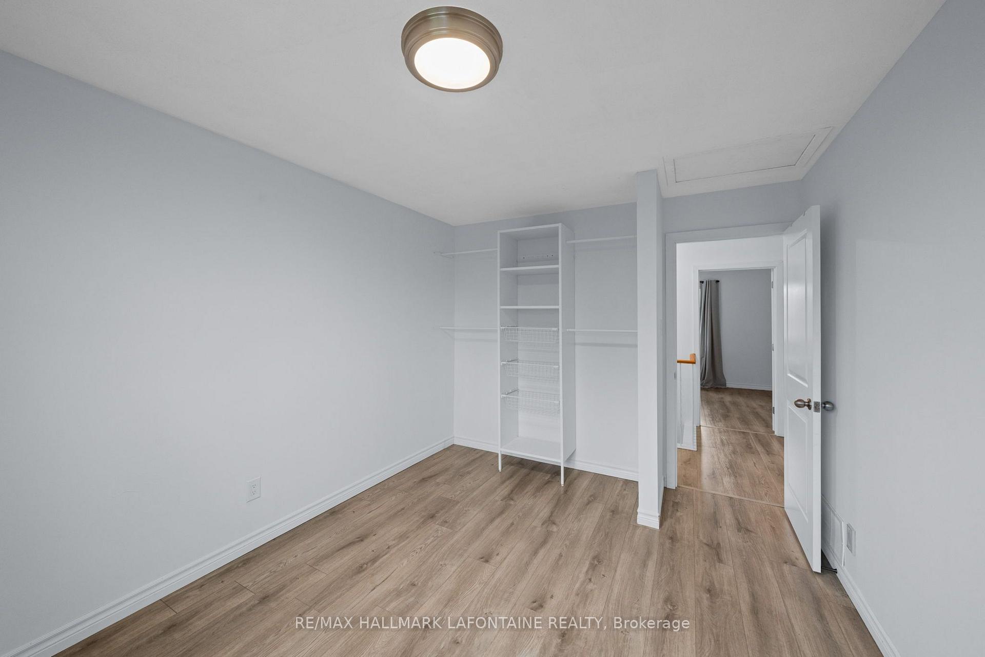 Photo 26 of 383 Oaklawn Crescent, Ottawa, Fallingbrook/Gardenway South — HOMEH