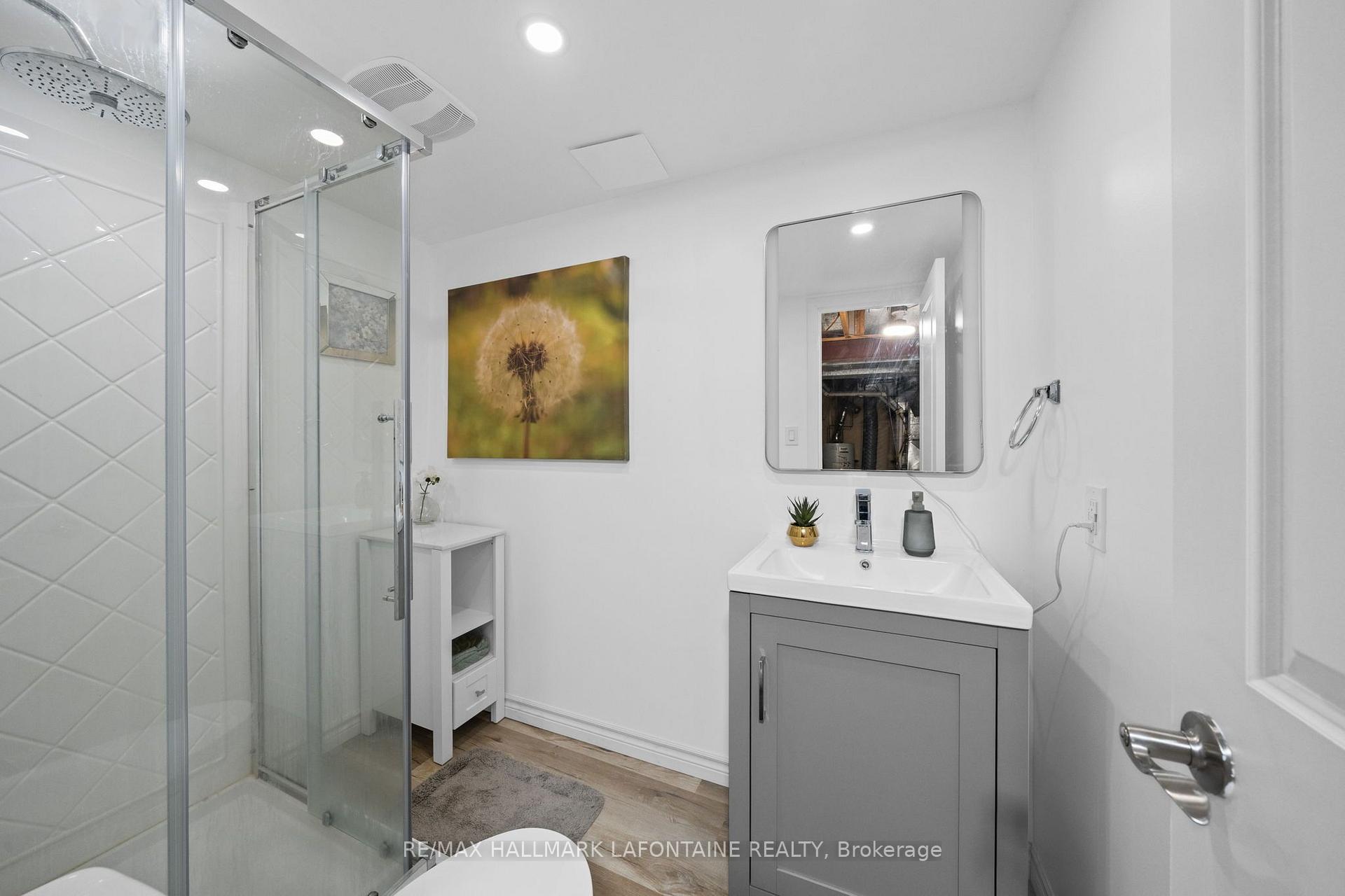 Photo 31 of 383 Oaklawn Crescent, Ottawa, Fallingbrook/Gardenway South — HOMEH