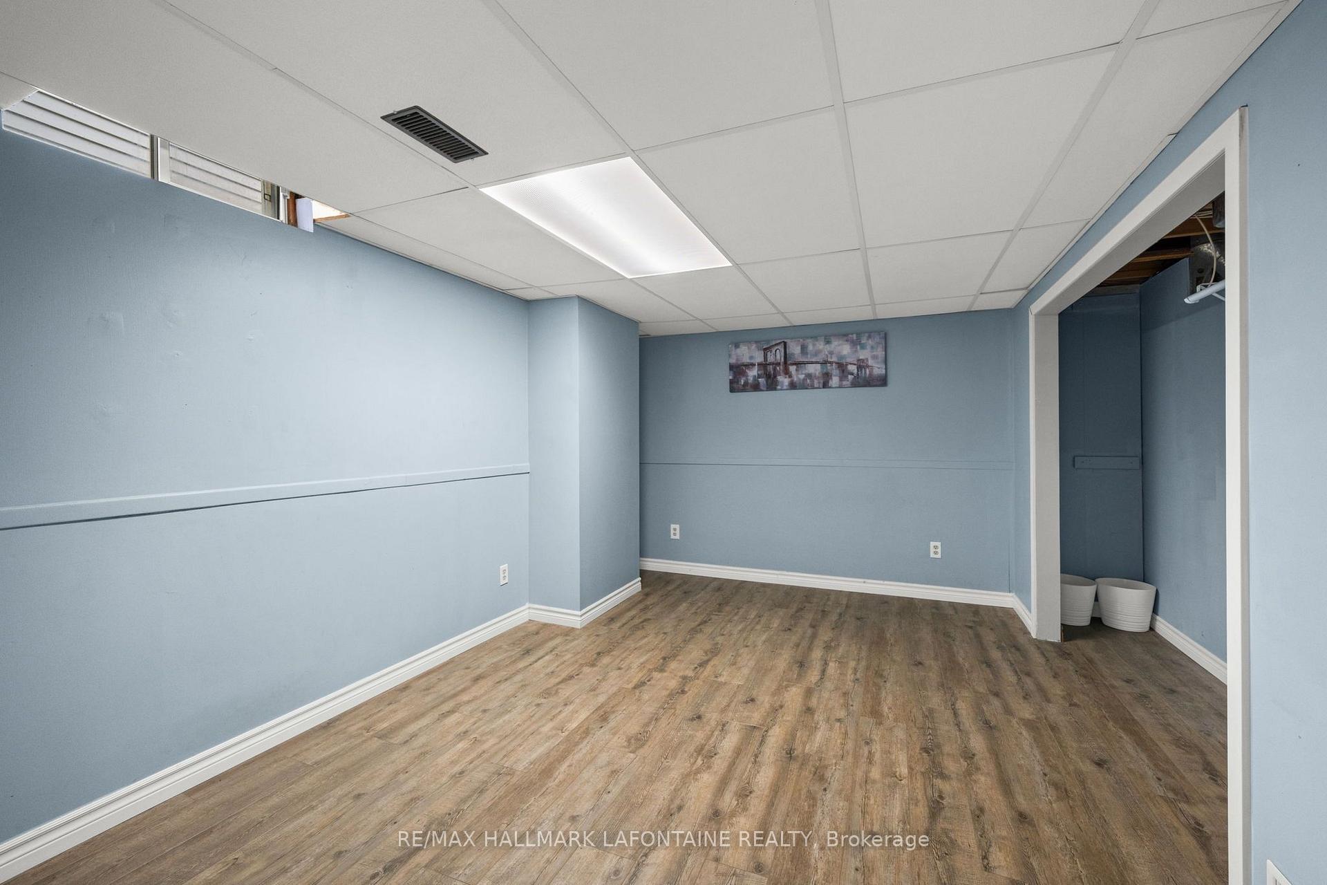 Photo 32 of 383 Oaklawn Crescent, Ottawa, Fallingbrook/Gardenway South — HOMEH