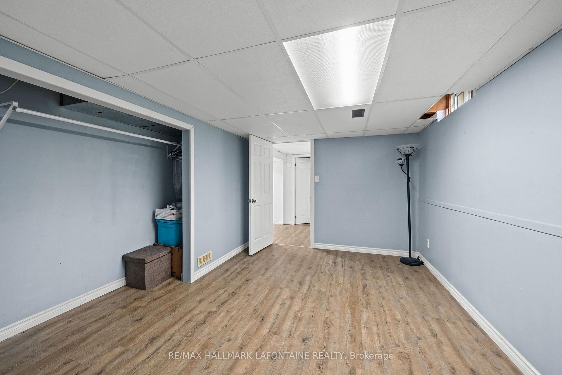 Photo 33 of 383 Oaklawn Crescent, Ottawa, Fallingbrook/Gardenway South — HOMEH