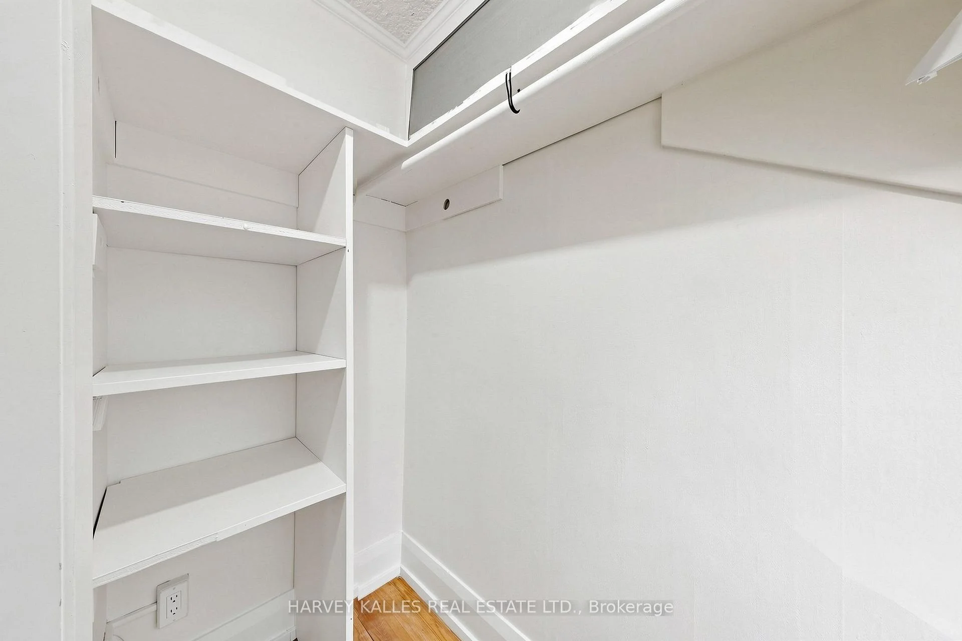 Photo 24 of Unit South 2nd, 163 Highbourne Road S, Toronto, Yonge-Eglinton — HOMEH