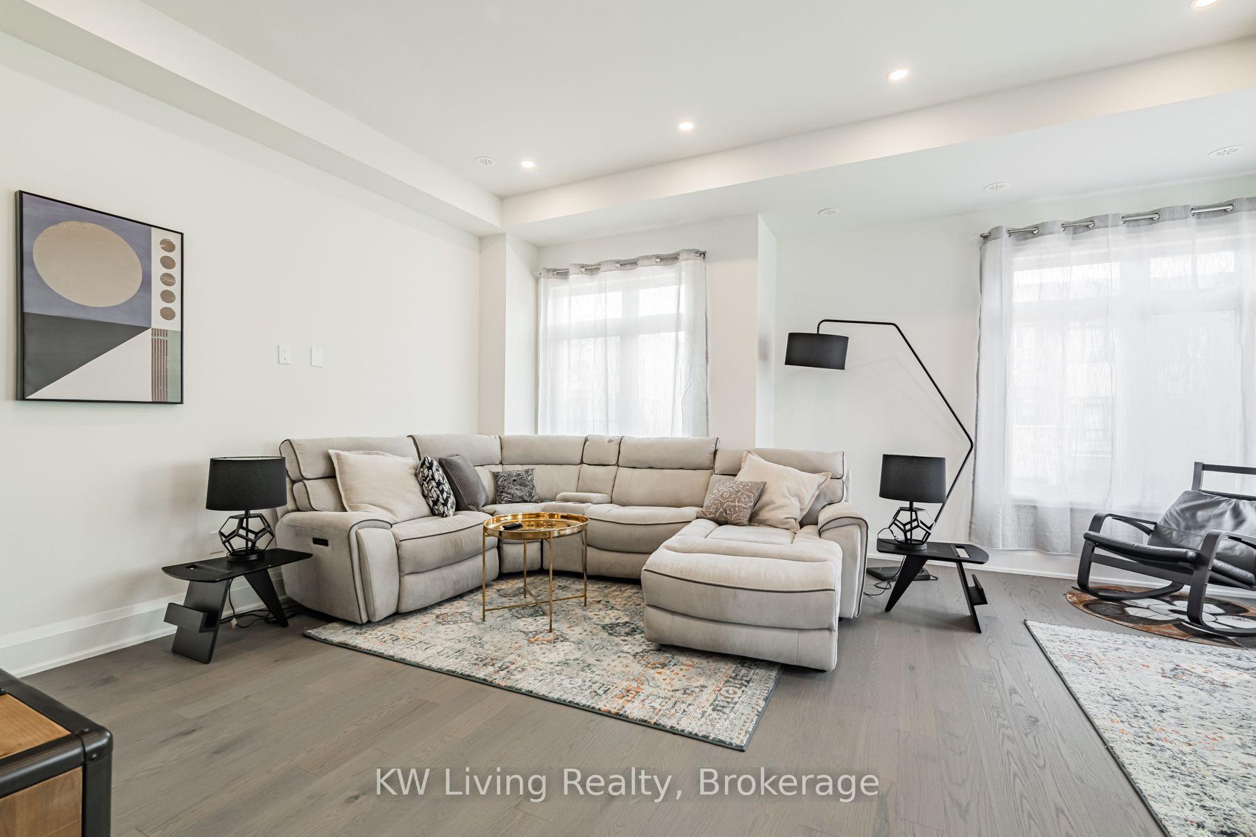 Photo 11 of 3296 Taha Gardens, Oakville, Glenorchy — HOMEH