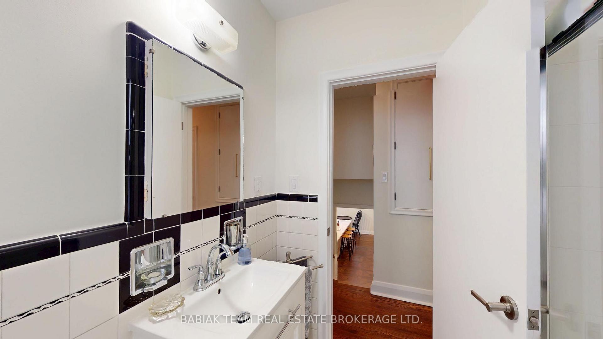 Photo 35 of Unit Main & Upper, 90 Burnhamthorpe Road, Etobicoke, Islington-City Centre West — HOMEH