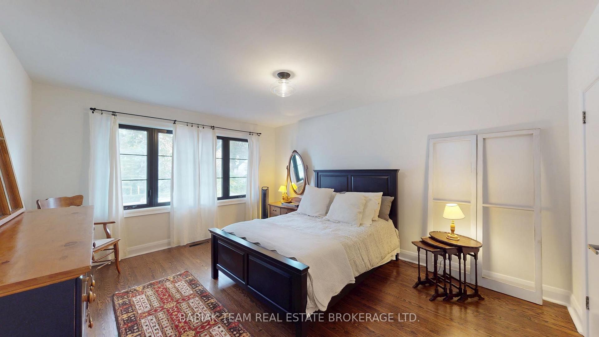 Photo 36 of Unit Main & Upper, 90 Burnhamthorpe Road, Etobicoke, Islington-City Centre West — HOMEH