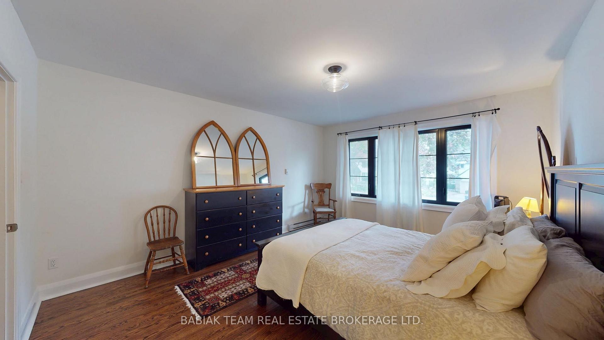 Photo 37 of Unit Main & Upper, 90 Burnhamthorpe Road, Etobicoke, Islington-City Centre West — HOMEH