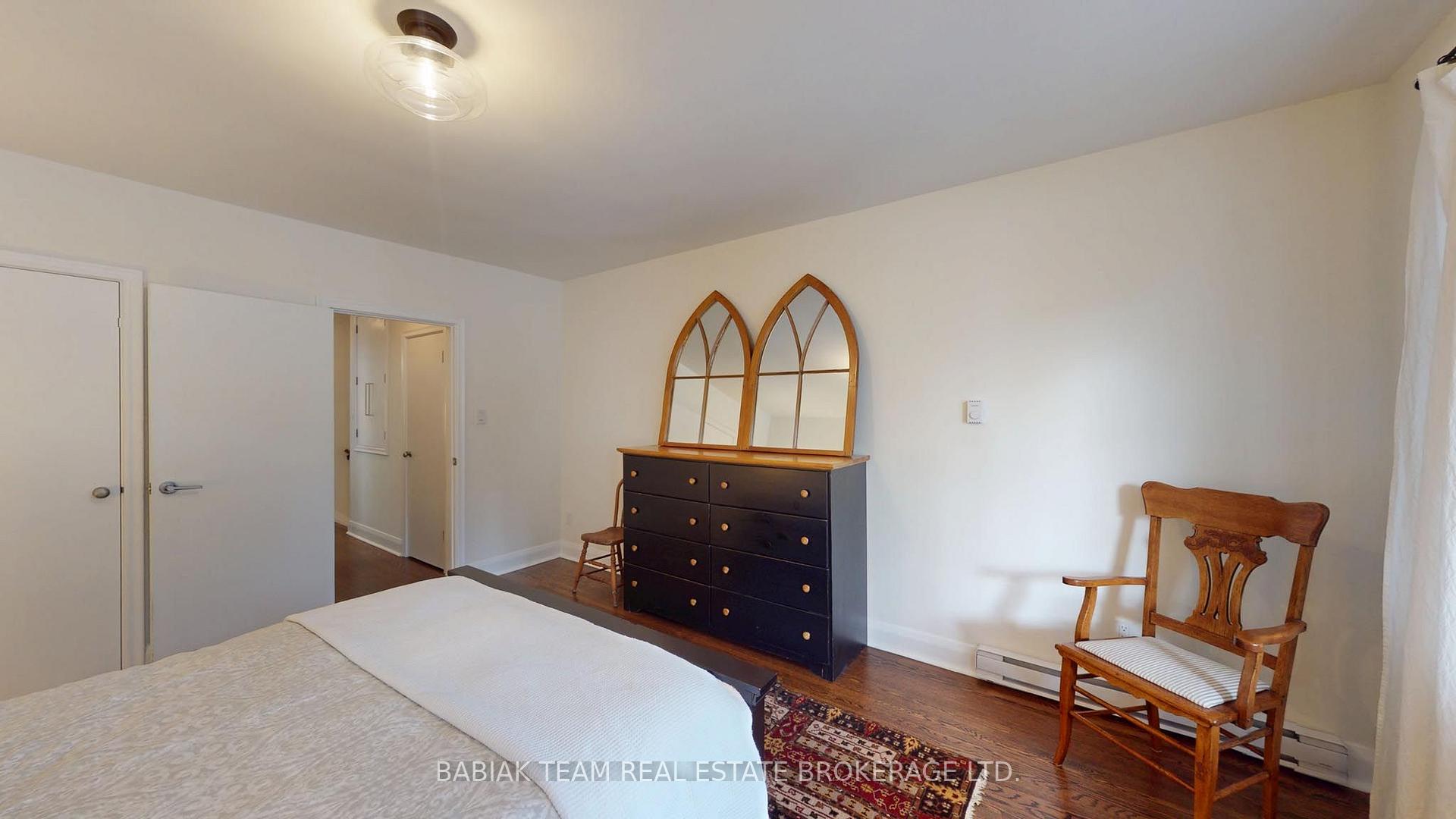 Photo 38 of Unit Main & Upper, 90 Burnhamthorpe Road, Etobicoke, Islington-City Centre West — HOMEH
