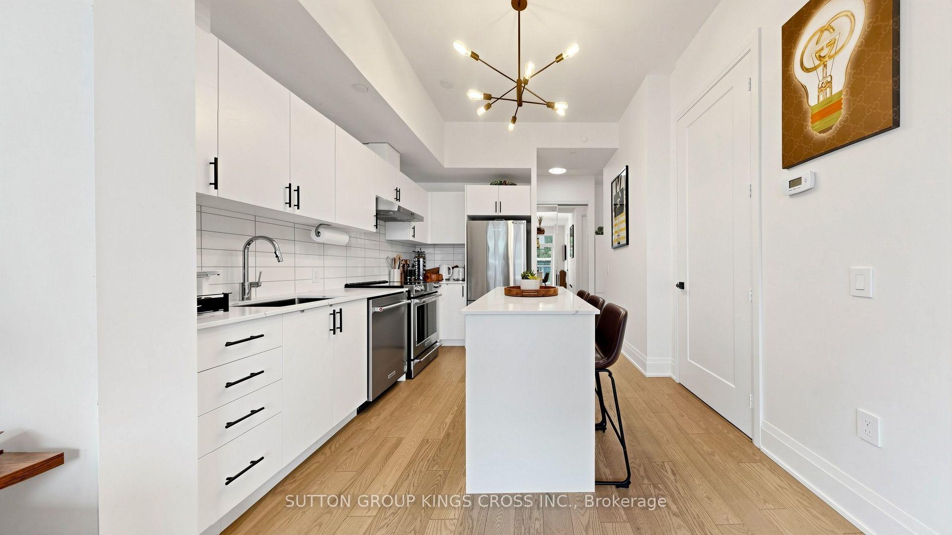 Photo 8 of Unit 2514, 9000 Jane Street, Vaughan, Vellore Village — HOMEH