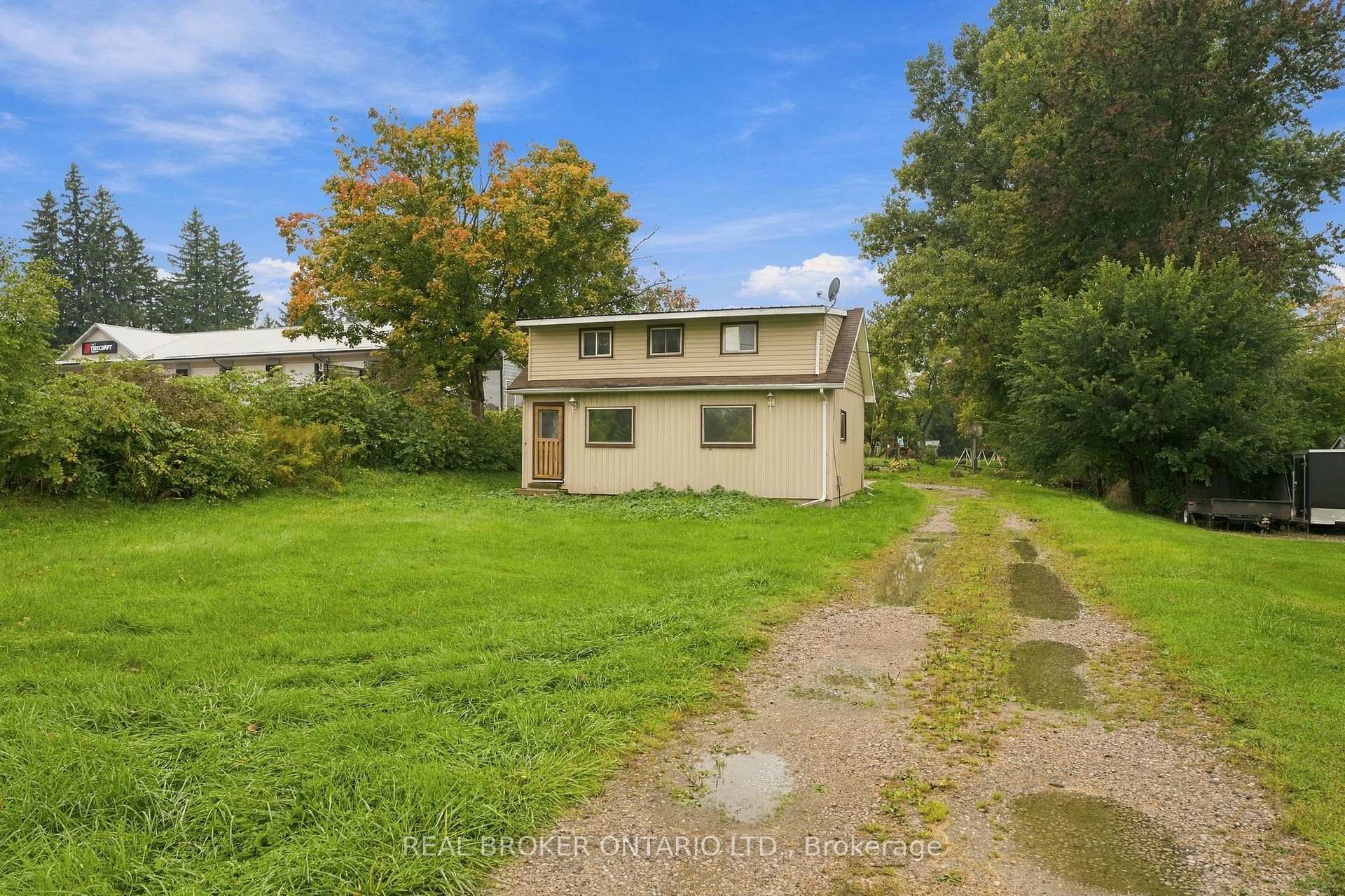 Photo of 77937 London Road