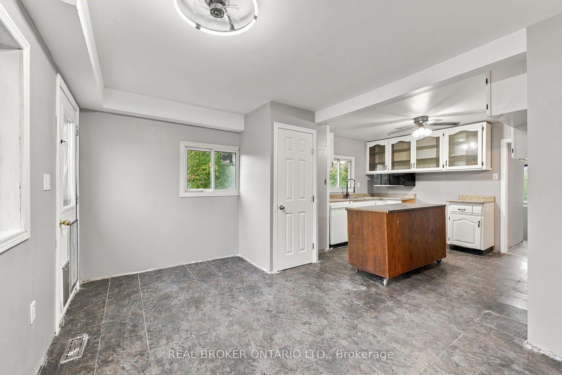 Photo 7 of 77937 London Road, Bluewater, Stanley — HOMEH