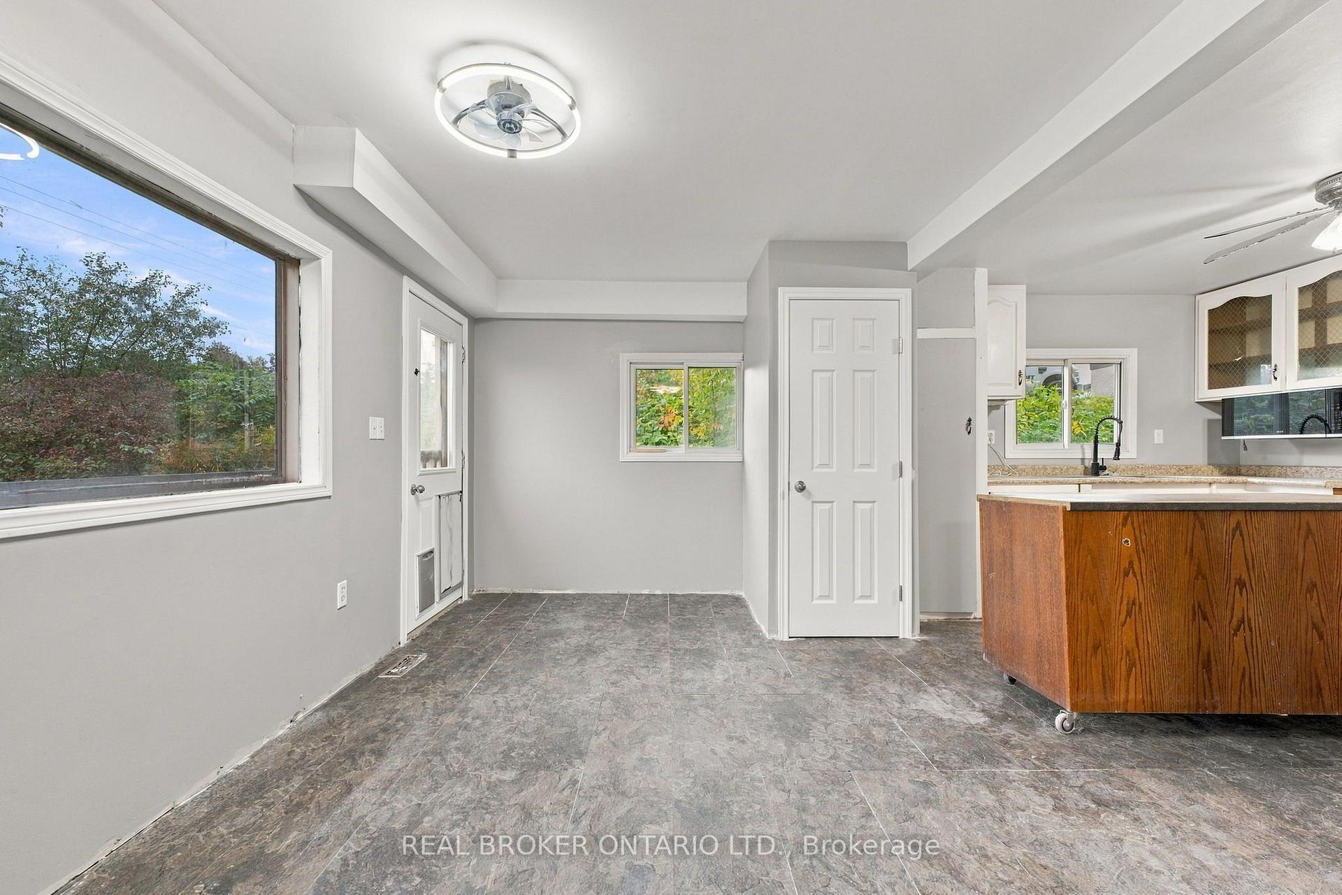 Photo 8 of 77937 London Road, Bluewater, Stanley — HOMEH