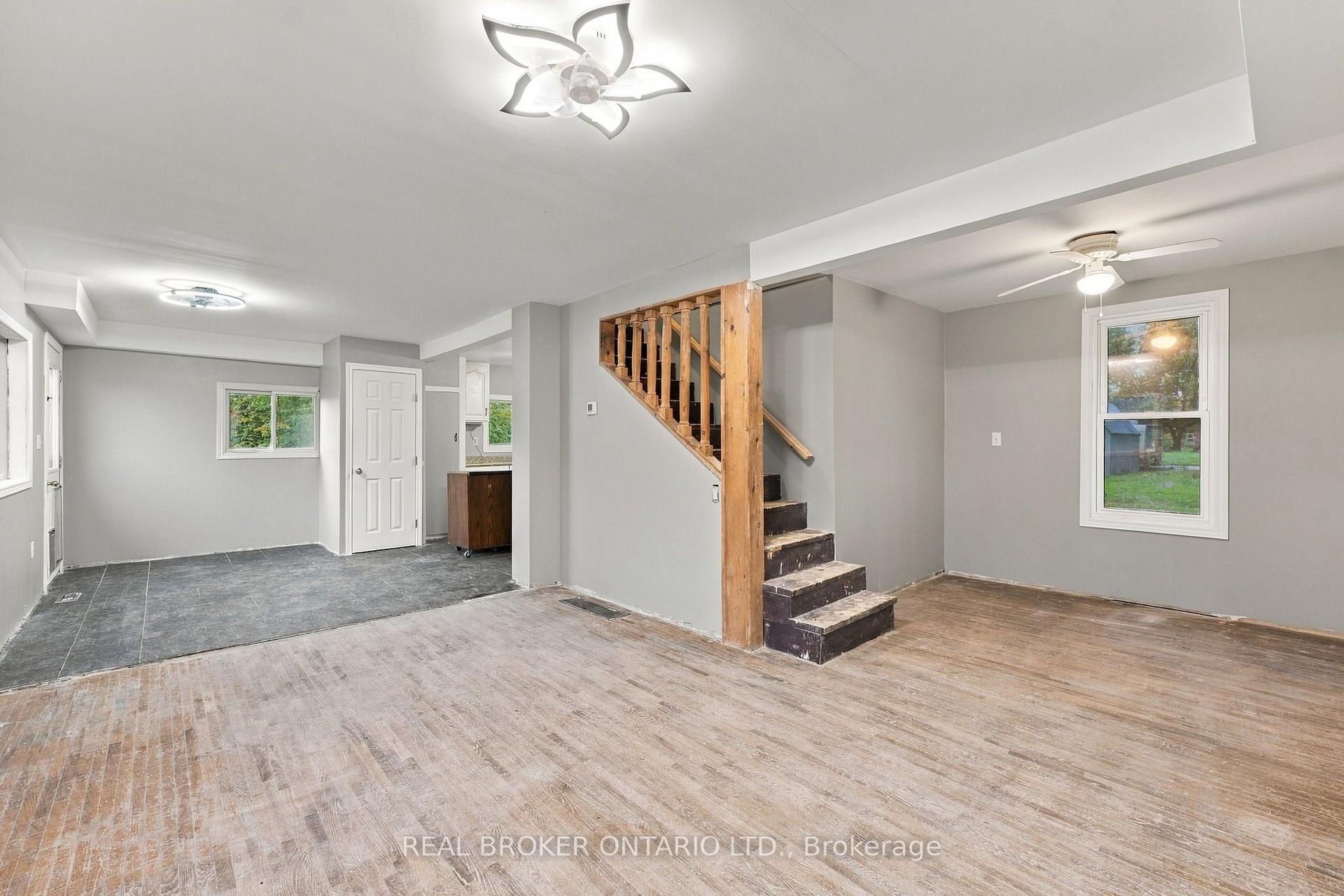 Photo 11 of 77937 London Road, Bluewater, Stanley — HOMEH