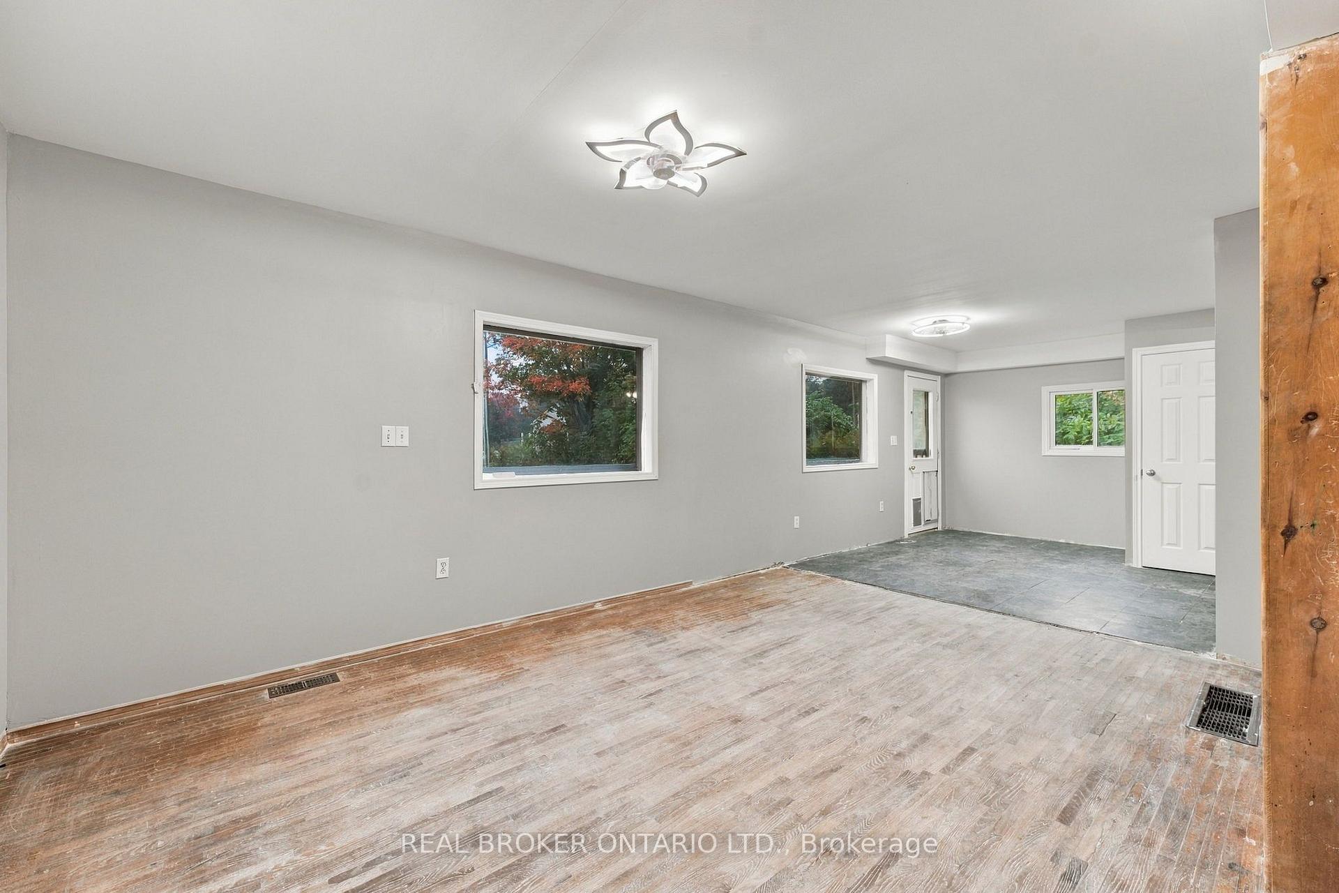 Photo 13 of 77937 London Road, Bluewater, Stanley — HOMEH