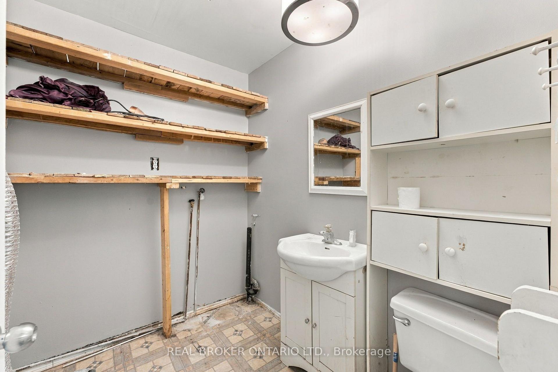 Photo 18 of 77937 London Road, Bluewater, Stanley — HOMEH