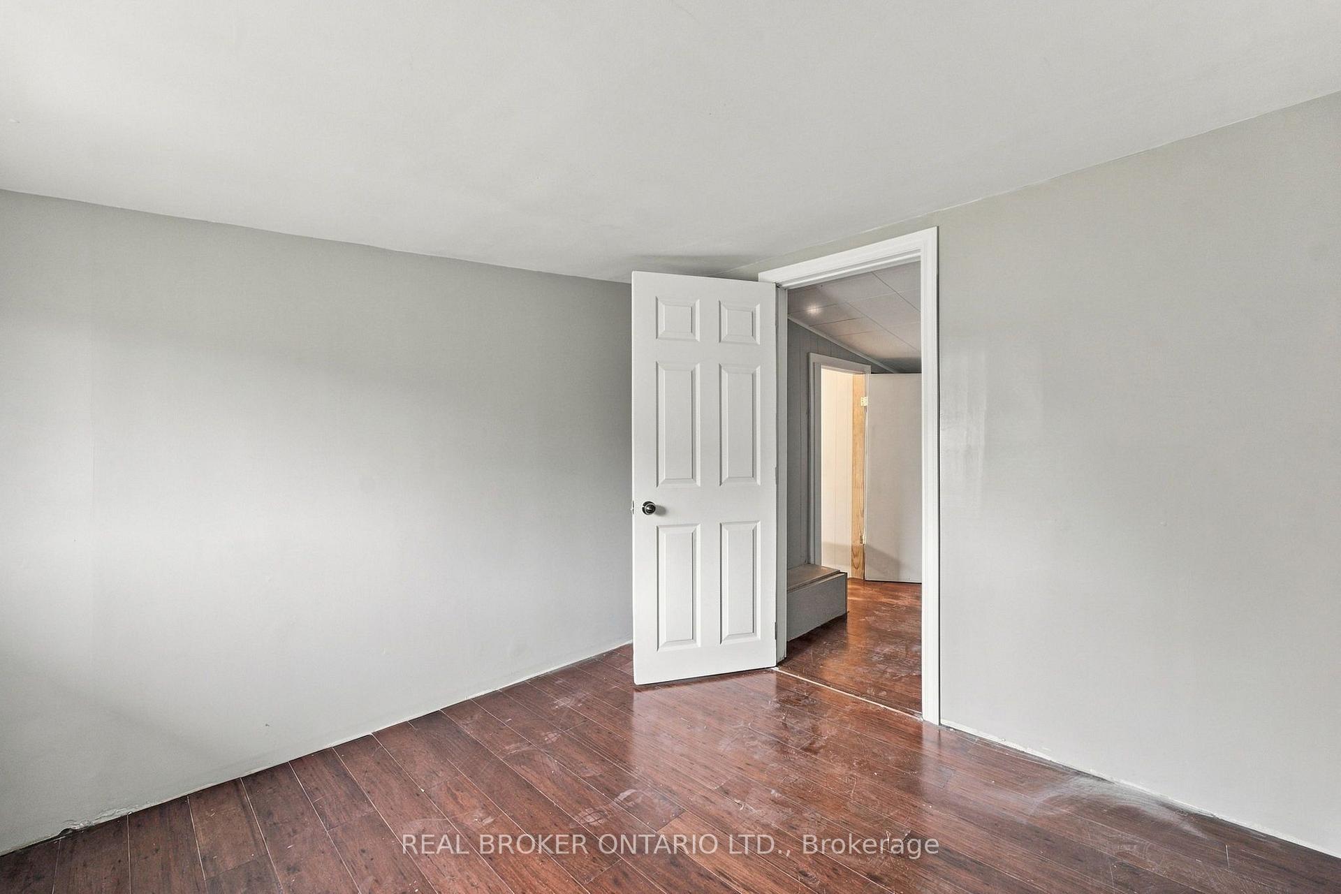 Photo 23 of 77937 London Road, Bluewater, Stanley — HOMEH