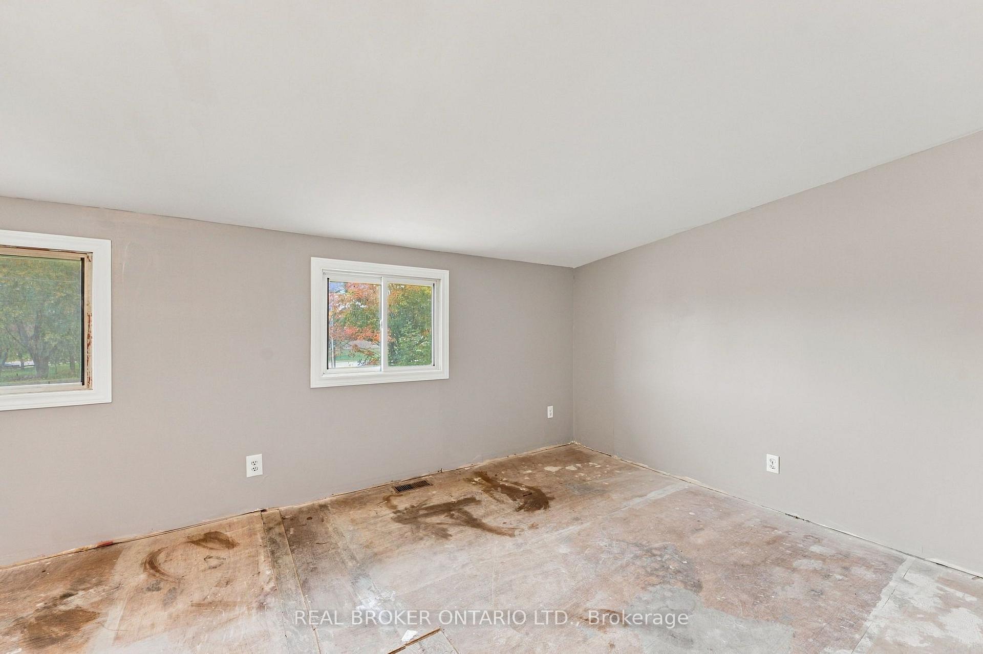 Photo 26 of 77937 London Road, Bluewater, Stanley — HOMEH