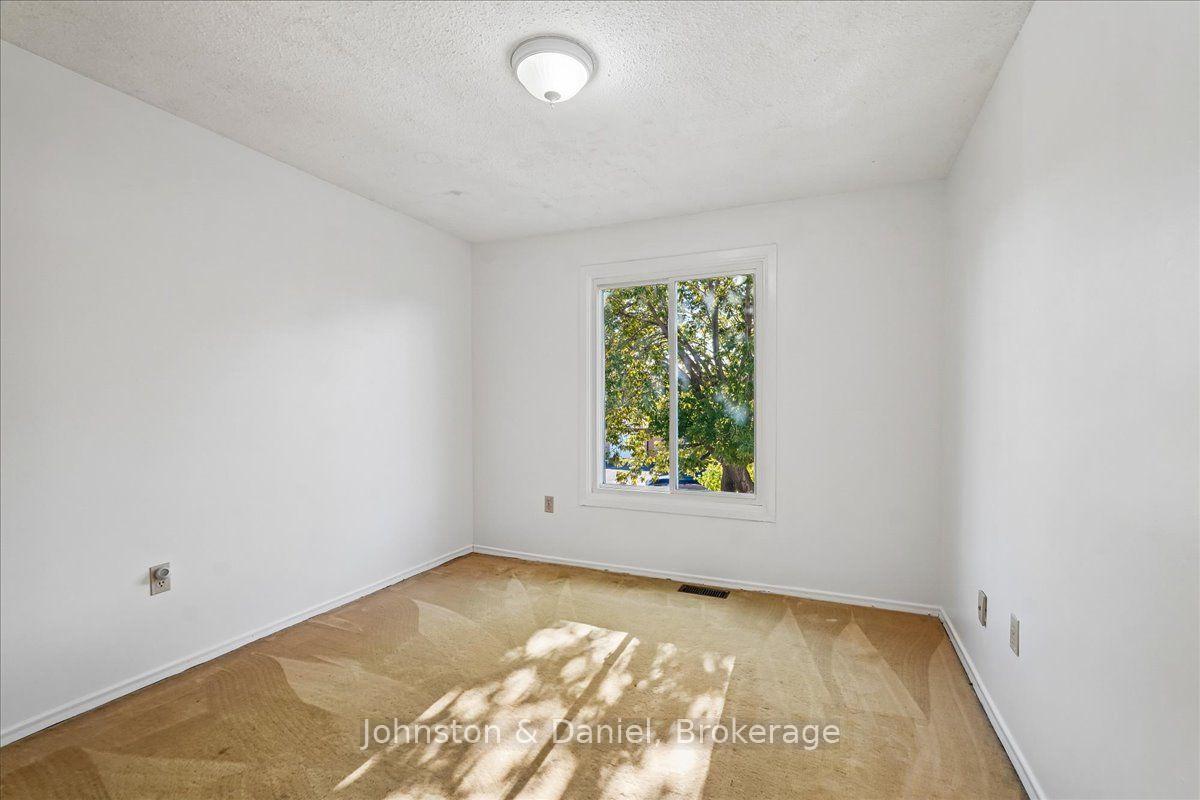 Photo 19 of 22 Fieldview Crescent, Markham, Milliken Mills West — HOMEH