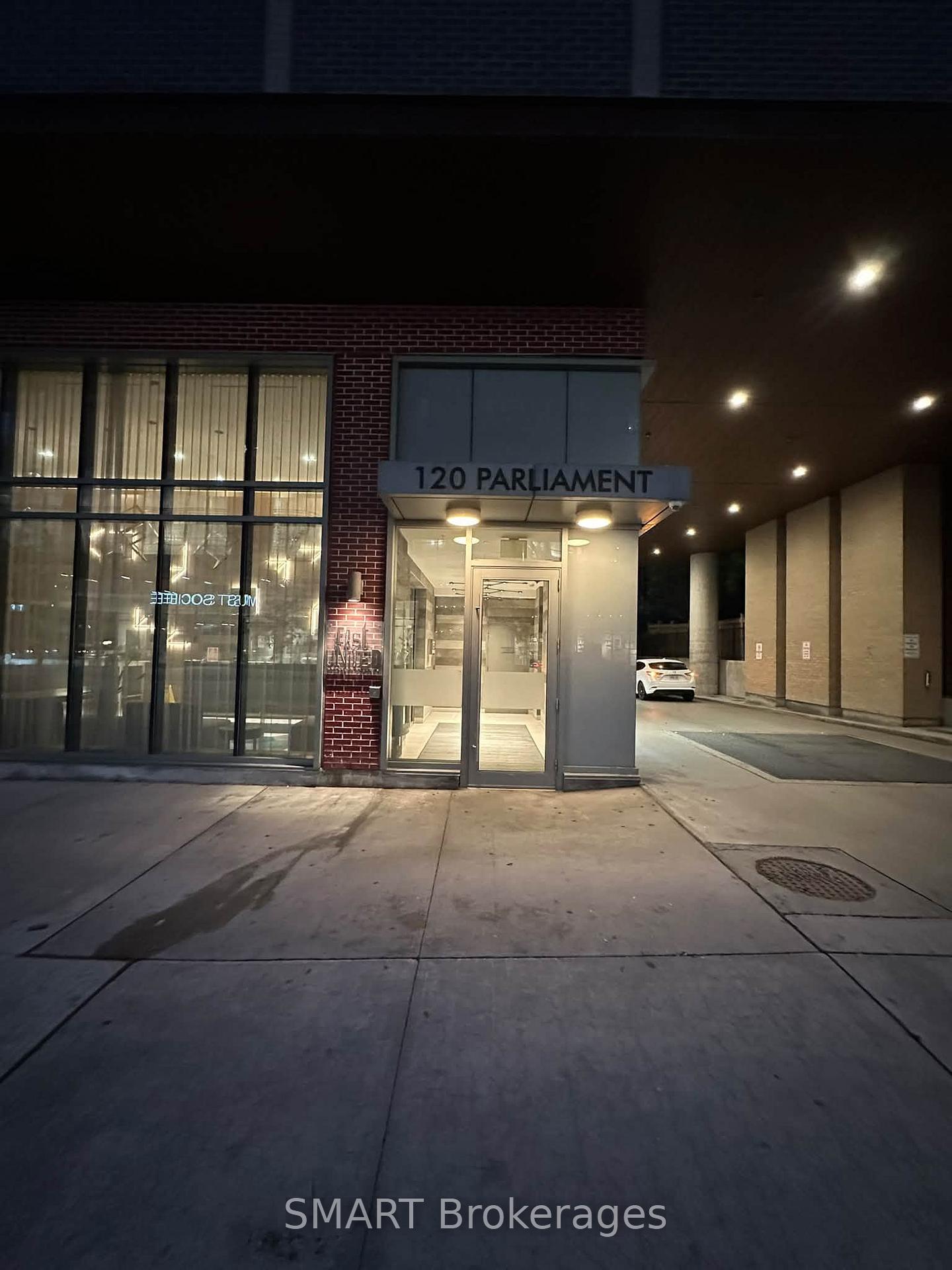 Photo 1 of Unit 710, 120 Parliament Street, Toronto, Moss Park — HOMEH