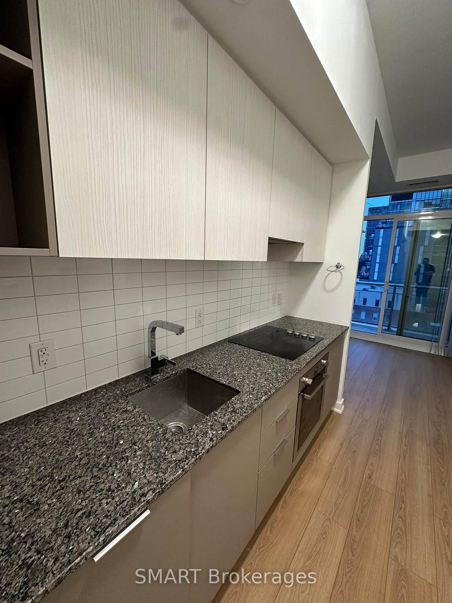 Photo 5 of Unit 710, 120 Parliament Street, Toronto, Moss Park — HOMEH