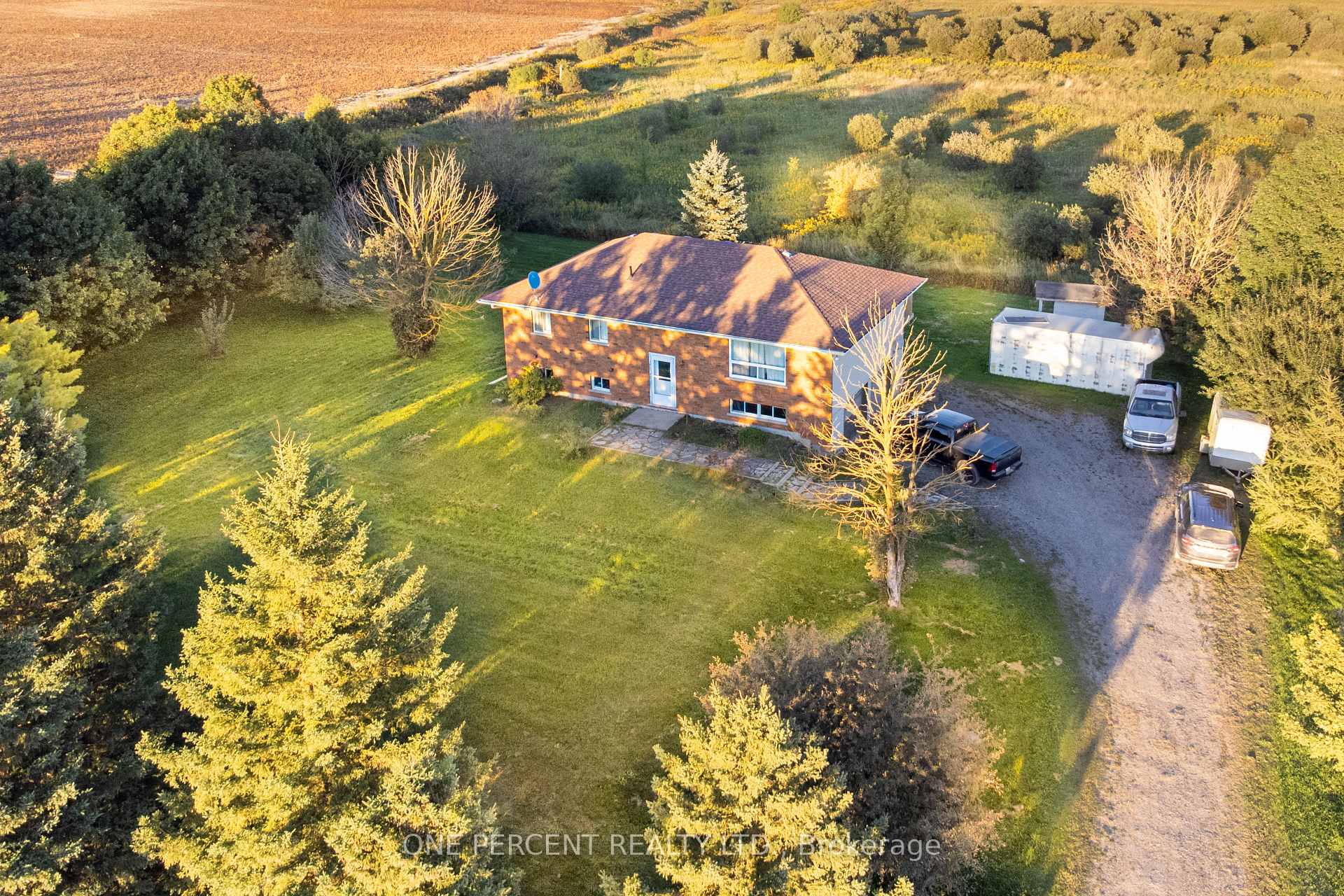 Photo of 294235 8th Line