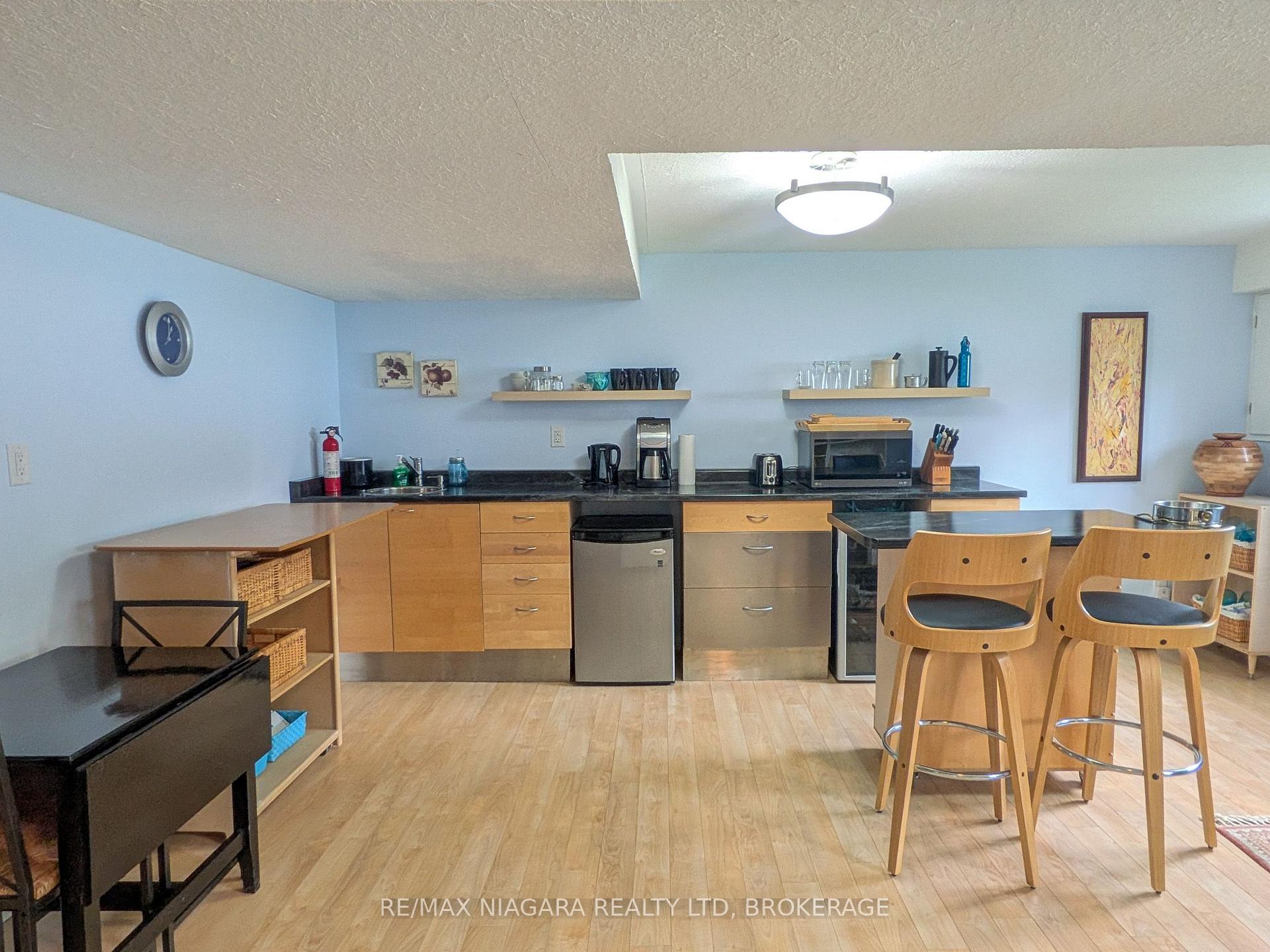 Photo 13 of 3170 Corry Crescent, Niagara Falls, Chippawa — HOMEH