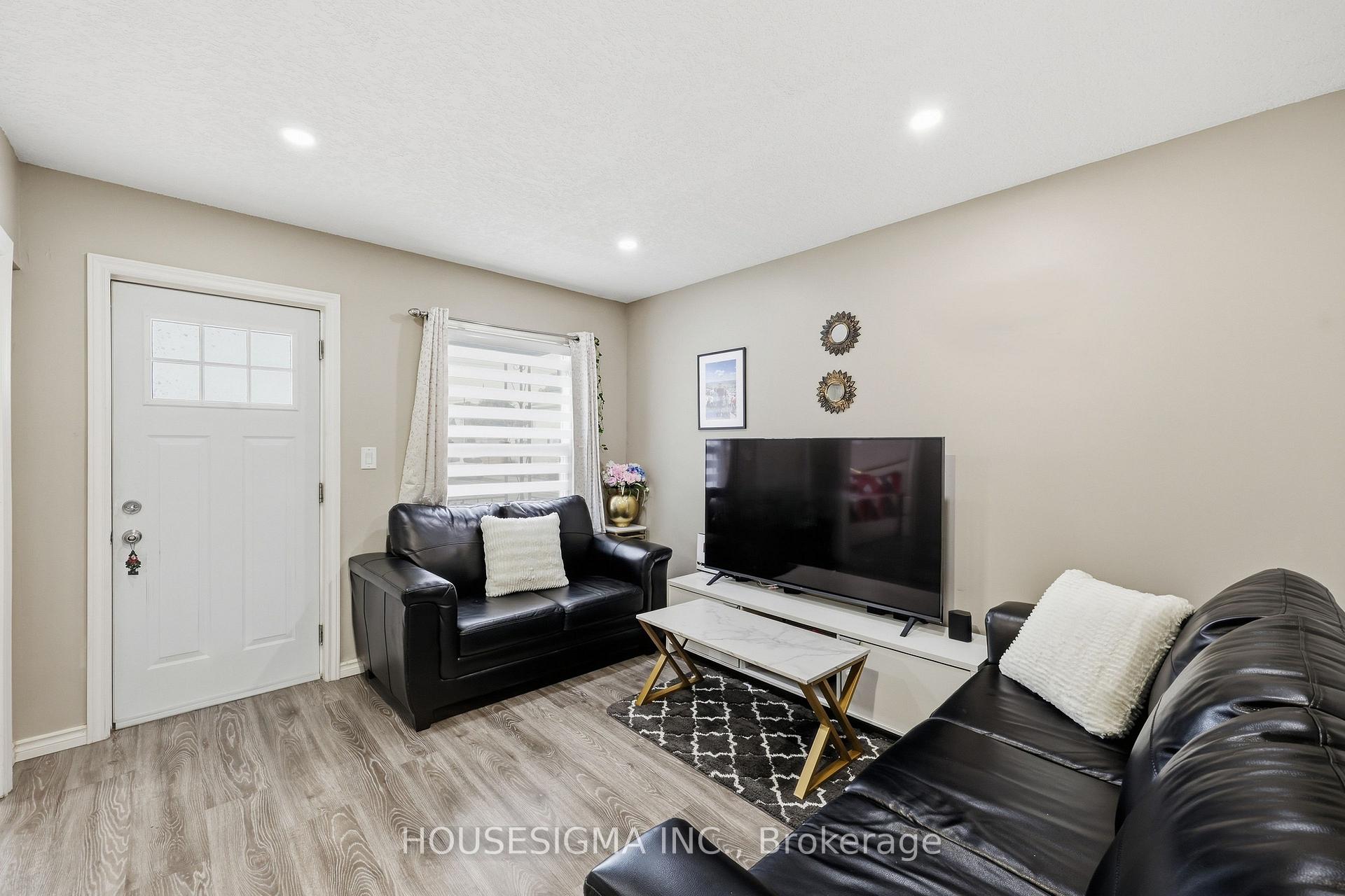 Photo 7 of 198 Weir Street N, Hamilton, Normanhurst — HOMEH