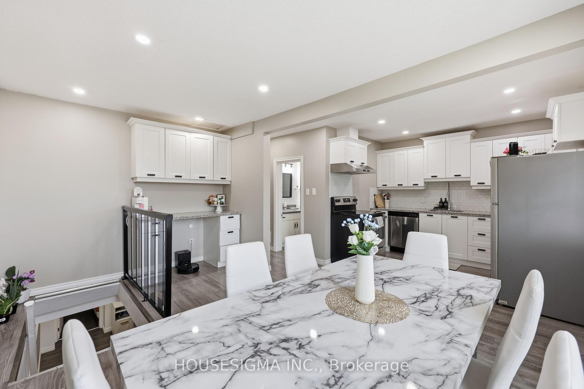 Photo 13 of 198 Weir Street N, Hamilton, Normanhurst — HOMEH
