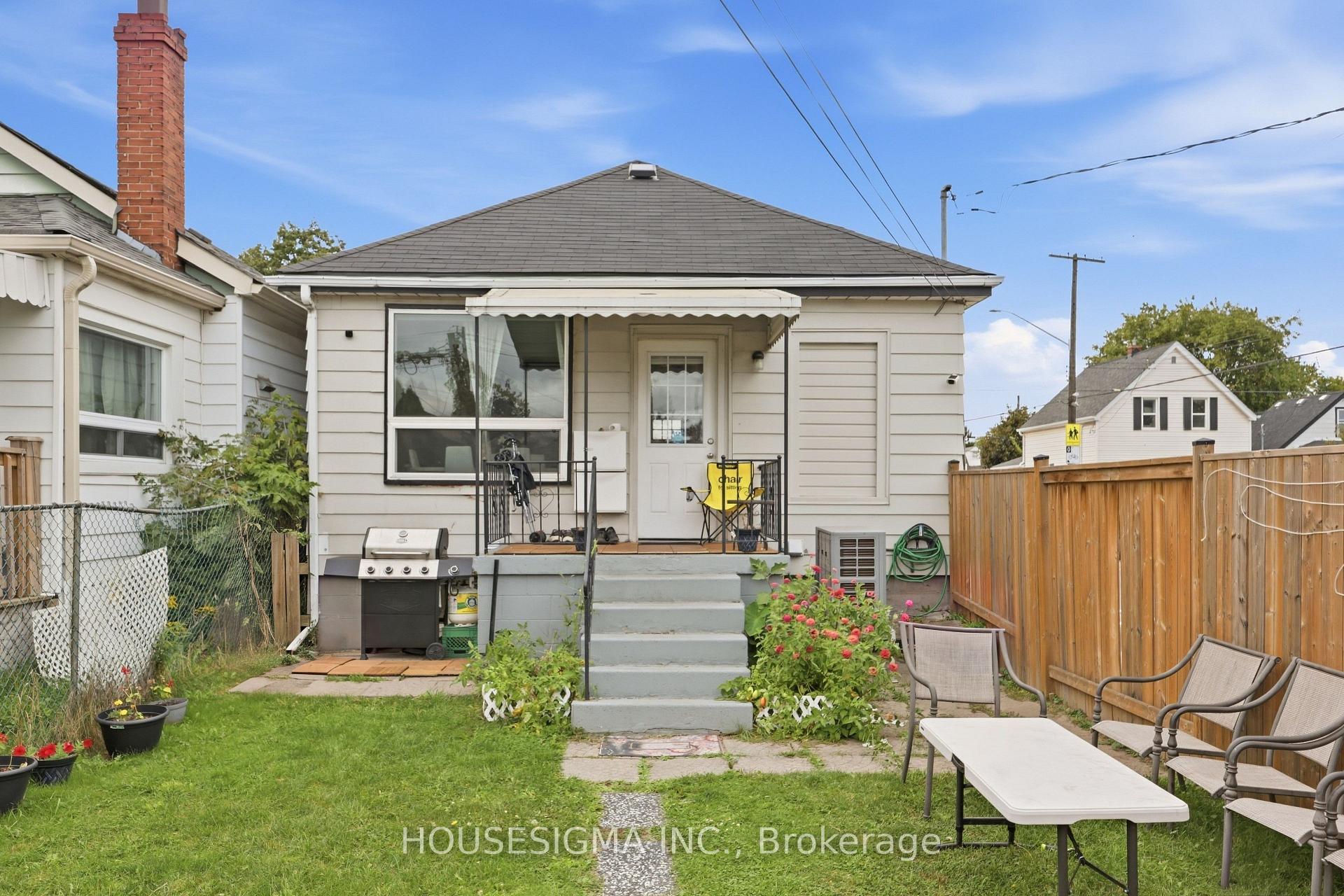 Photo 26 of 198 Weir Street N, Hamilton, Normanhurst — HOMEH