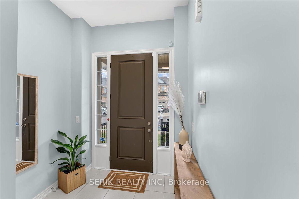 Photo 6 of 51 Georgina Street, Kitchener, Huron Park — HOMEH