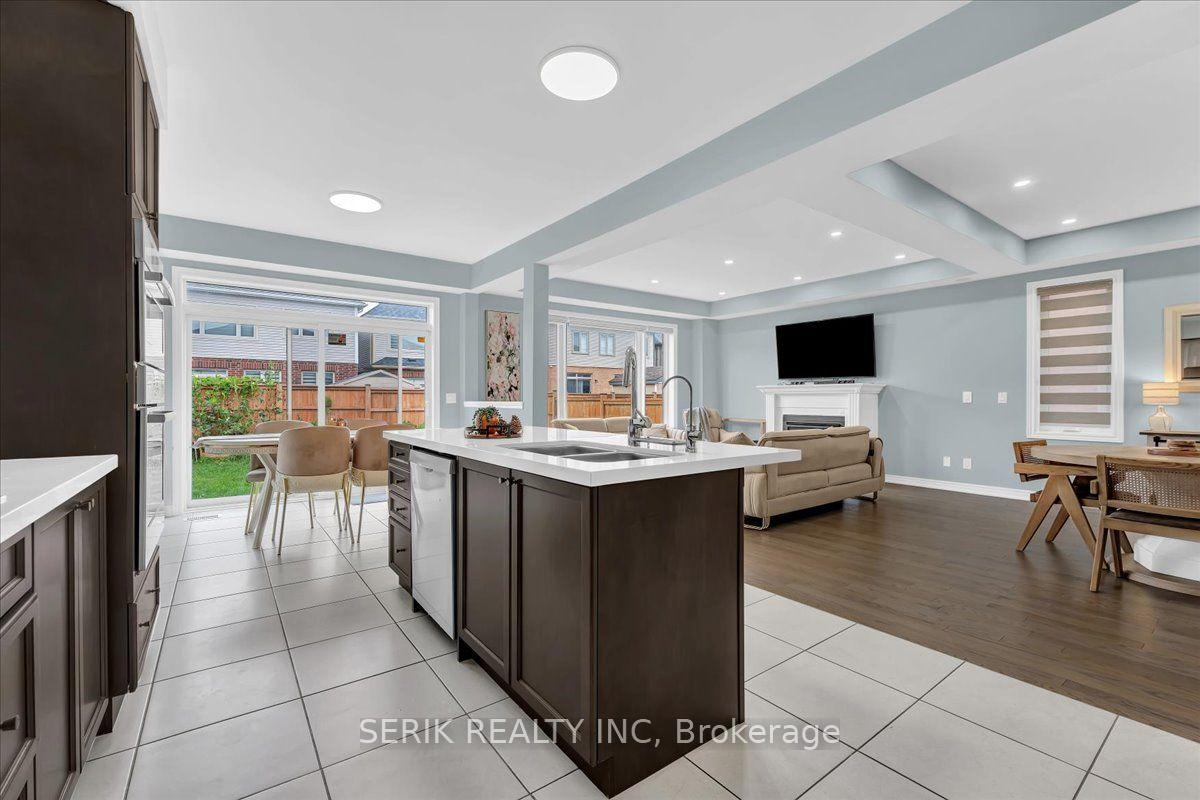 Photo 17 of 51 Georgina Street, Kitchener, Huron Park — HOMEH