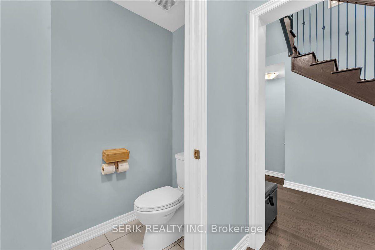 Photo 21 of 51 Georgina Street, Kitchener, Huron Park — HOMEH