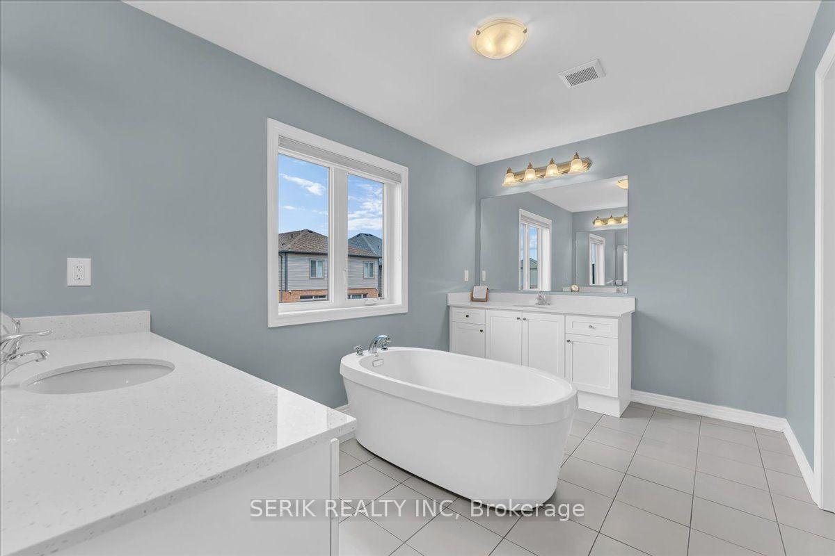 Photo 30 of 51 Georgina Street, Kitchener, Huron Park — HOMEH