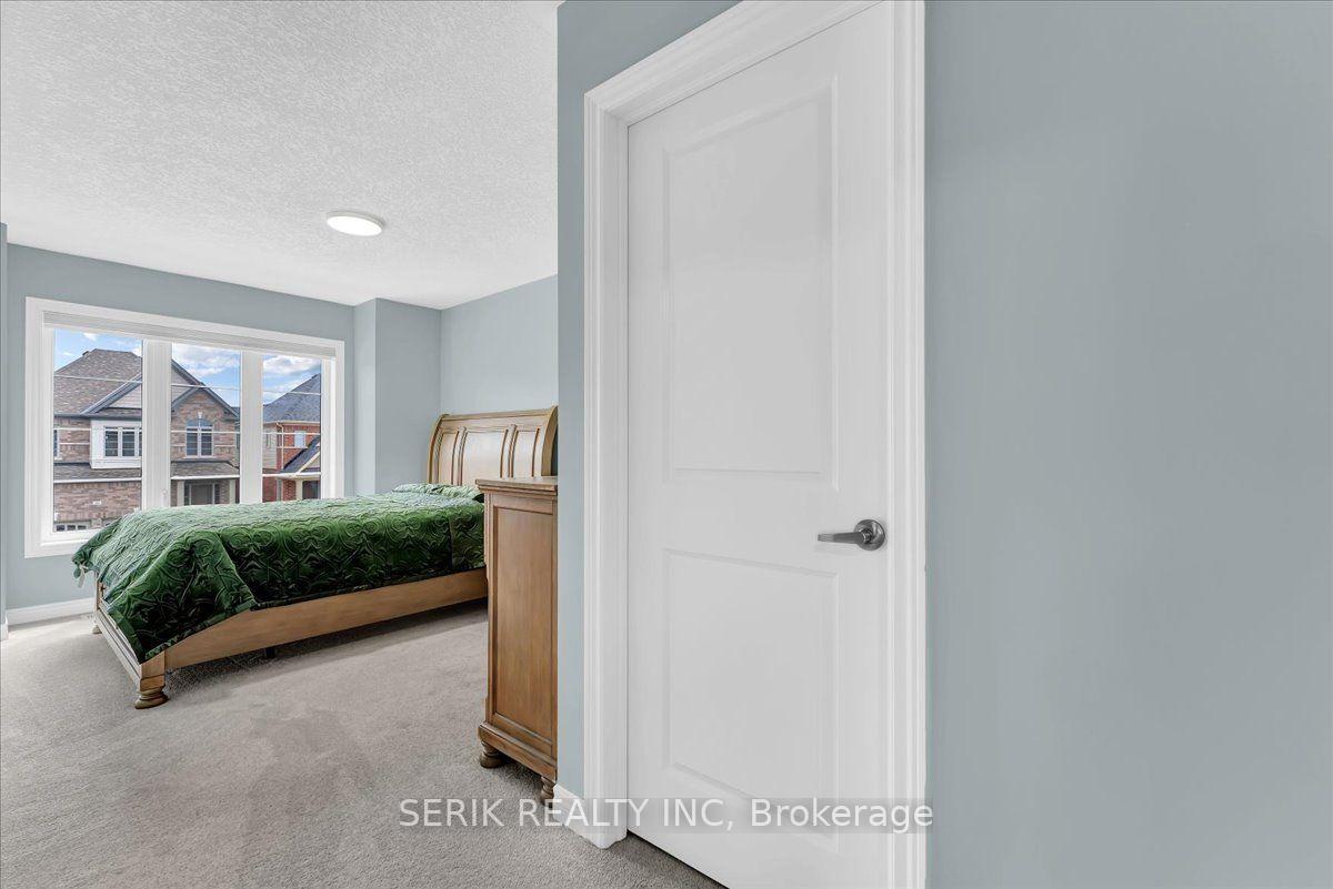 Photo 37 of 51 Georgina Street, Kitchener, Huron Park — HOMEH
